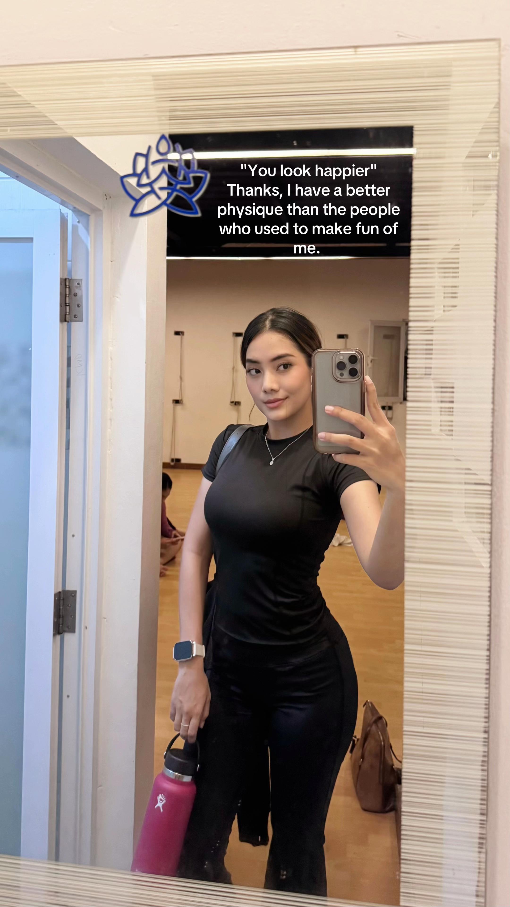 @๐ฉ๐๐๐๐๐๐๐๐๐
๐