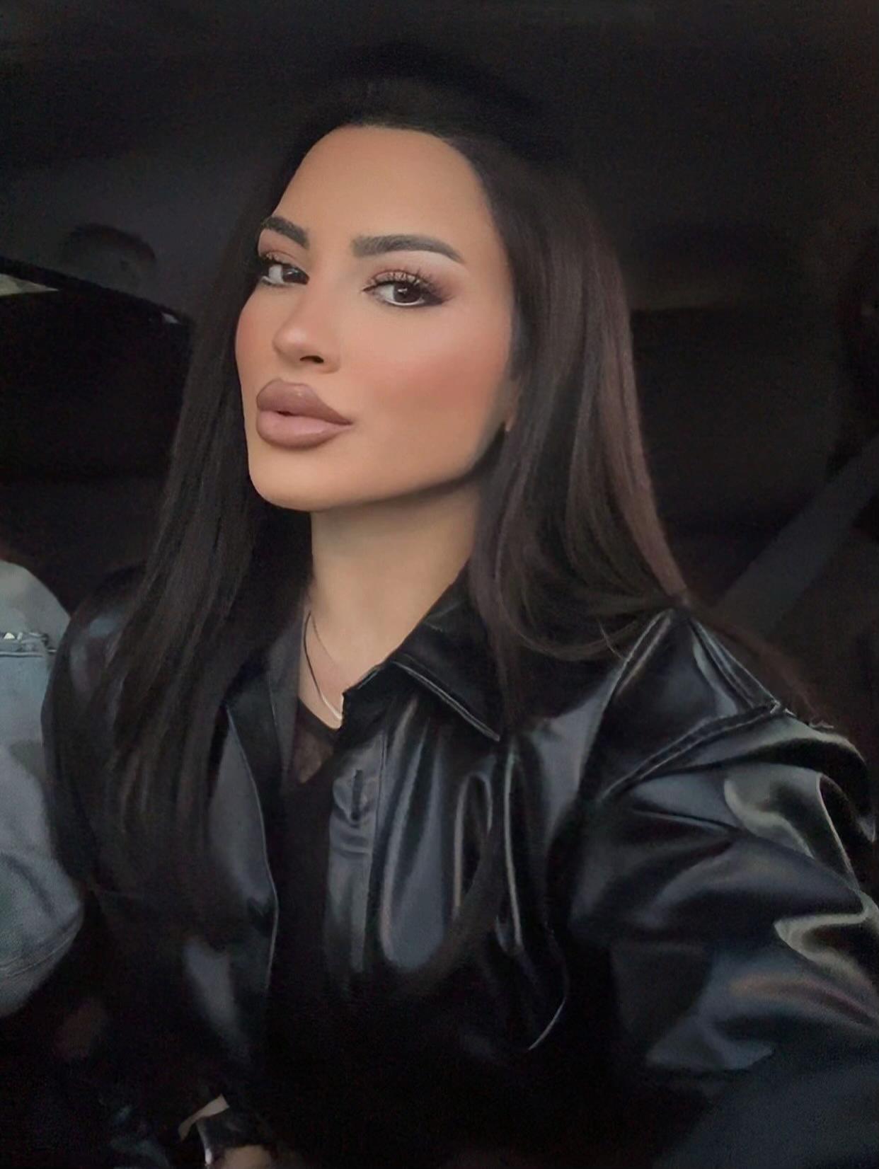 @G&uuml;lll🌹