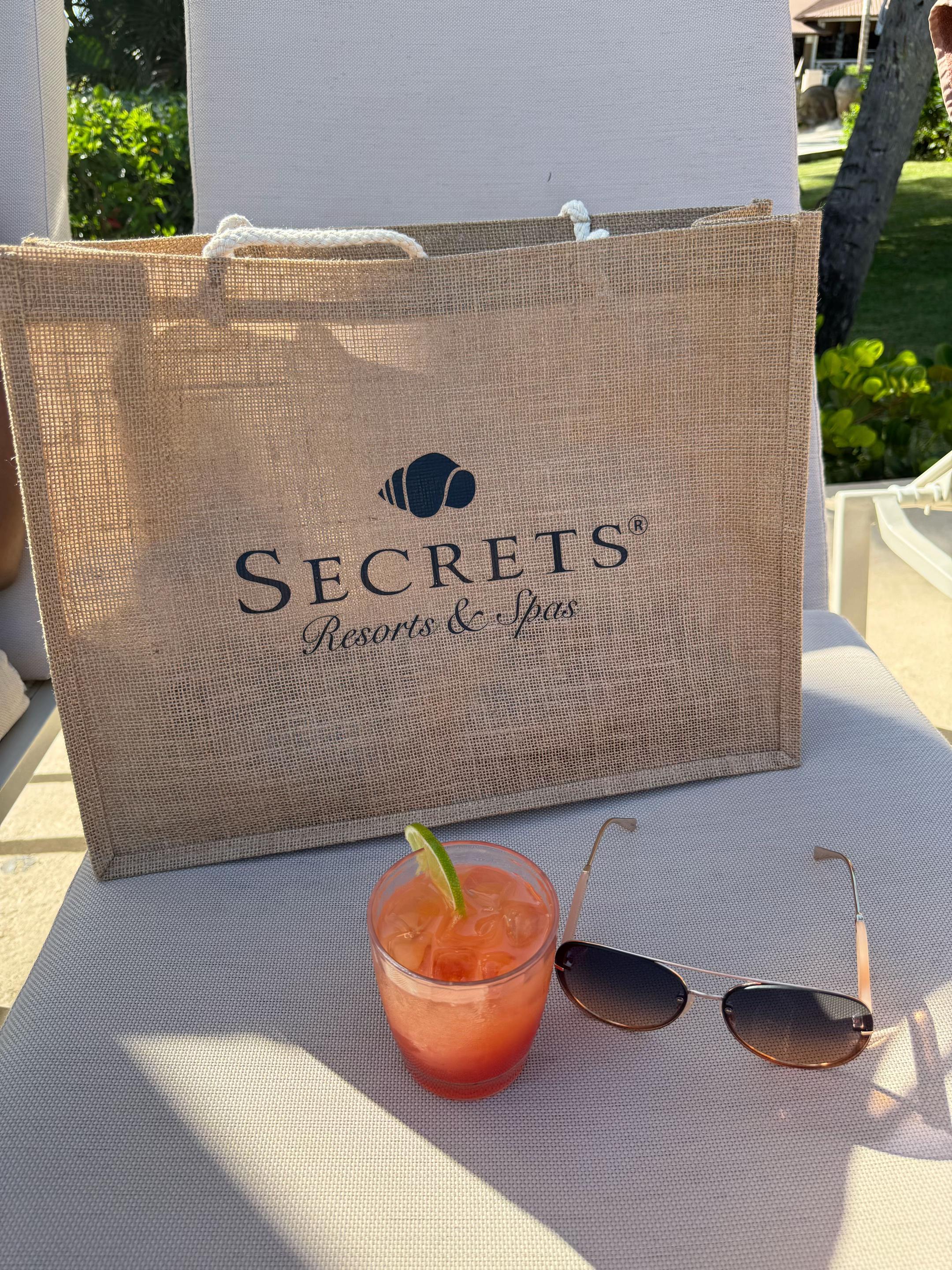 @Diana | travel + wellness