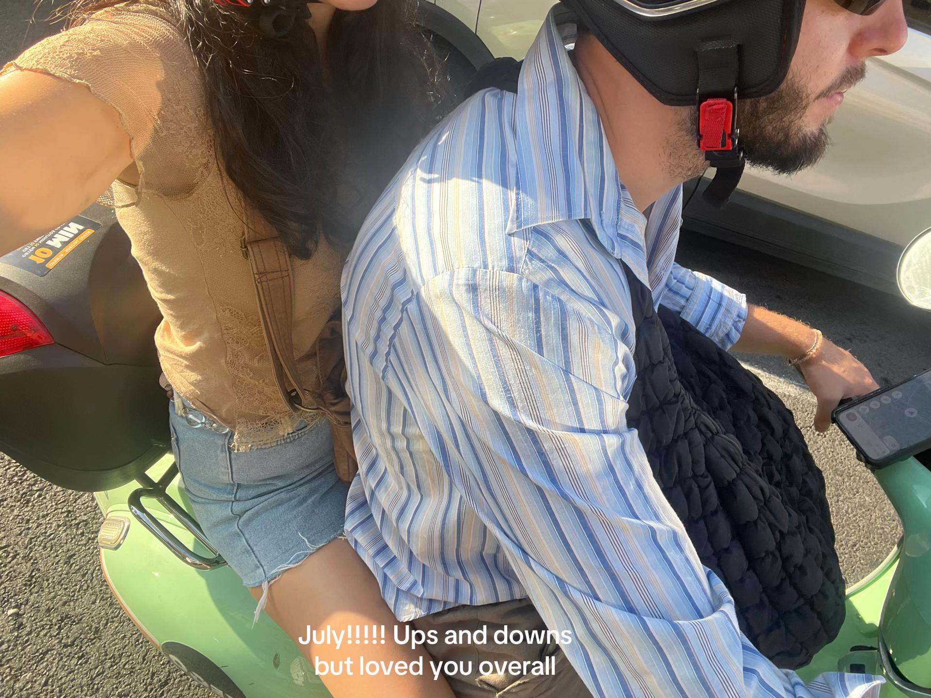 @claratells