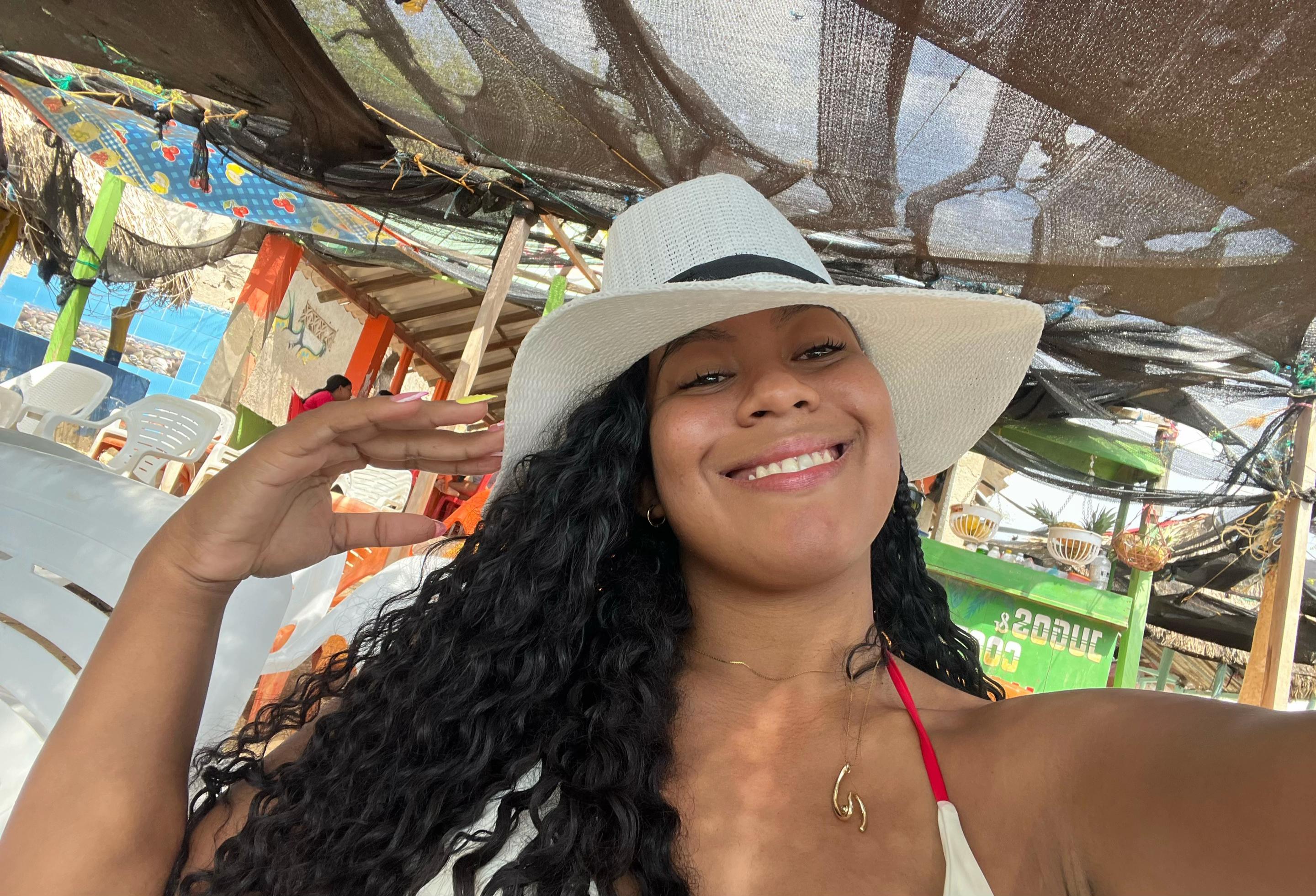 @👩🏽🦱Lau🤎