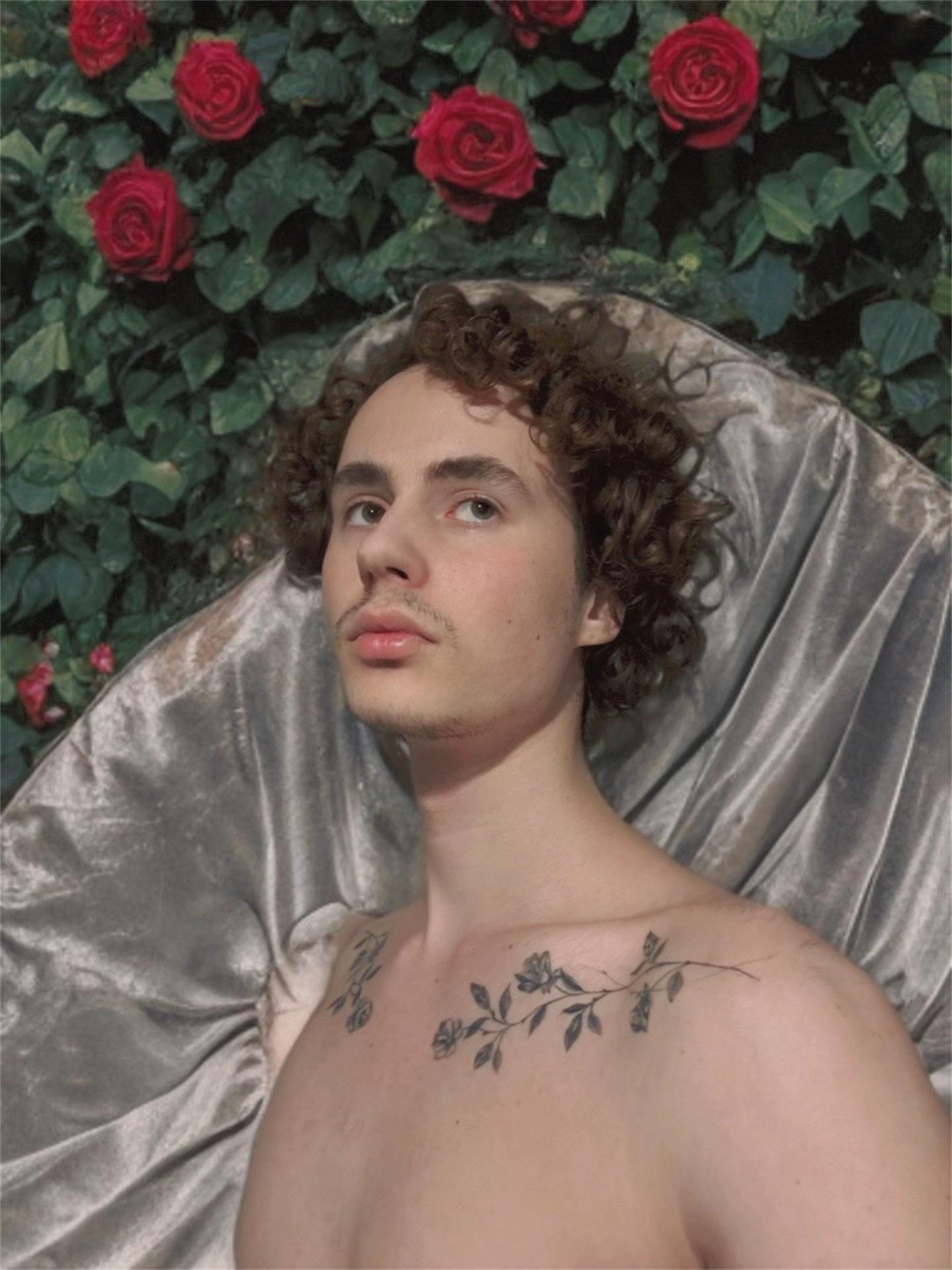 @ROMAN FLORIAN SHEP 🦢 ~Singer