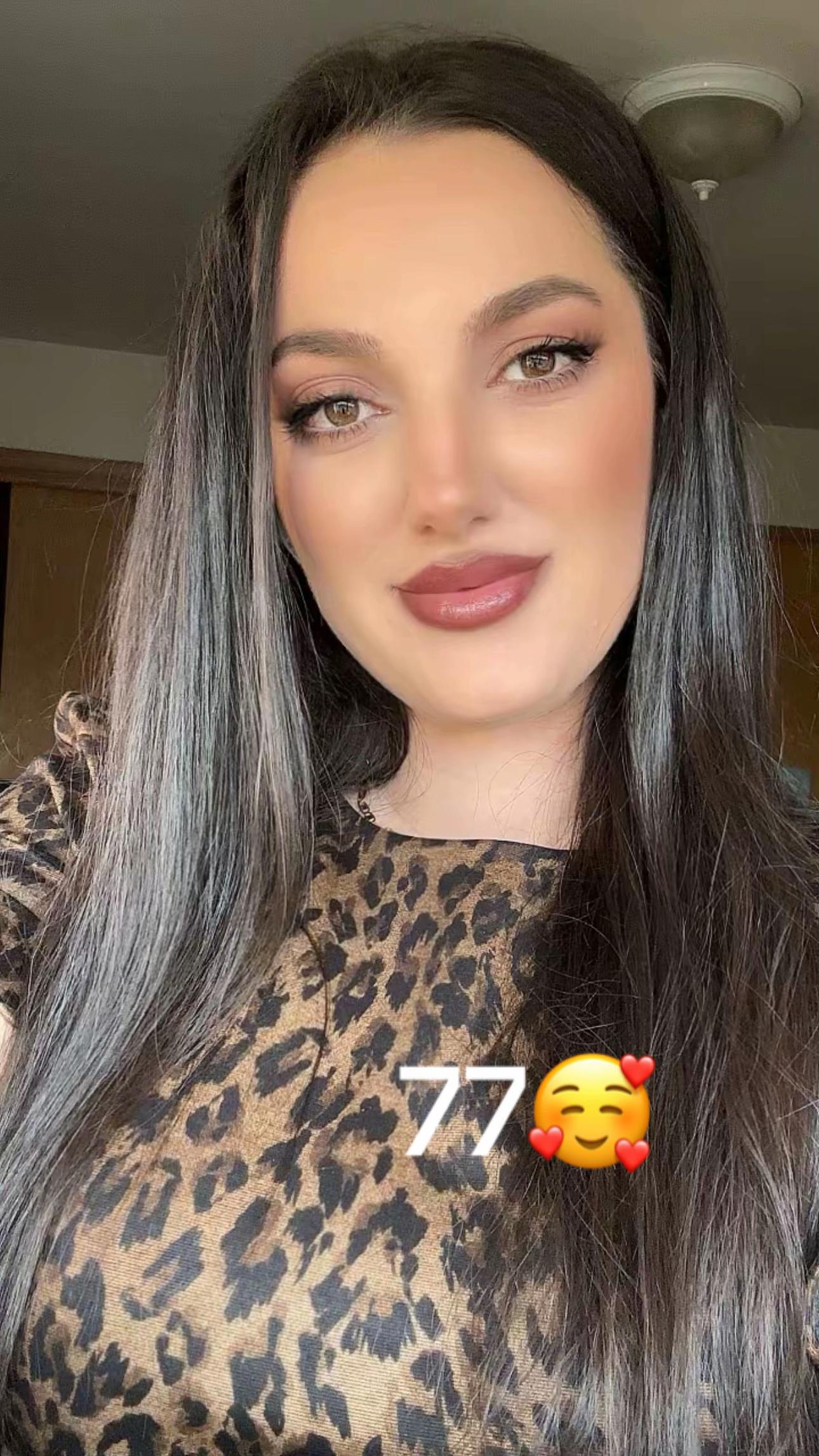 @🦅