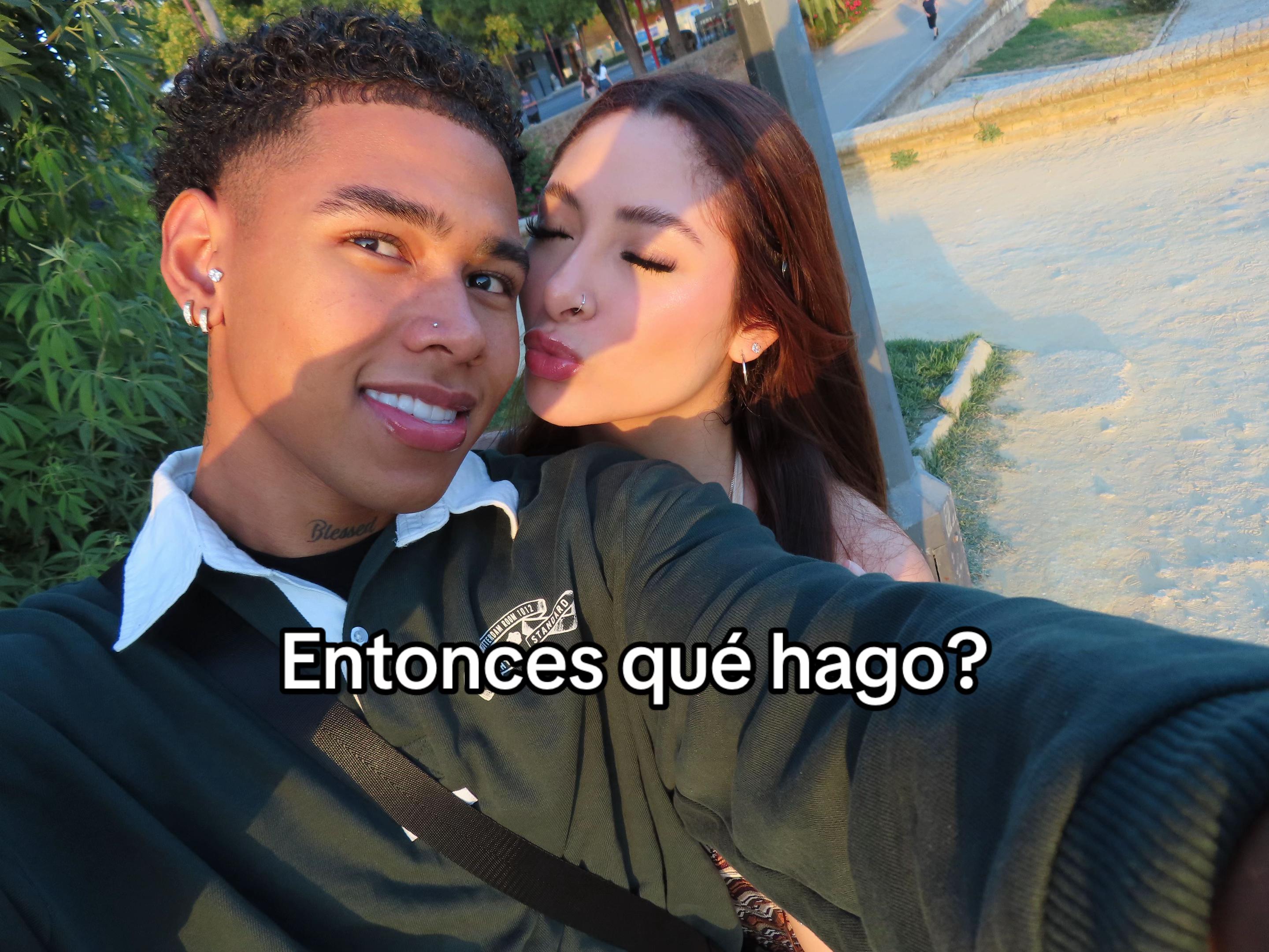 @Gabriela U