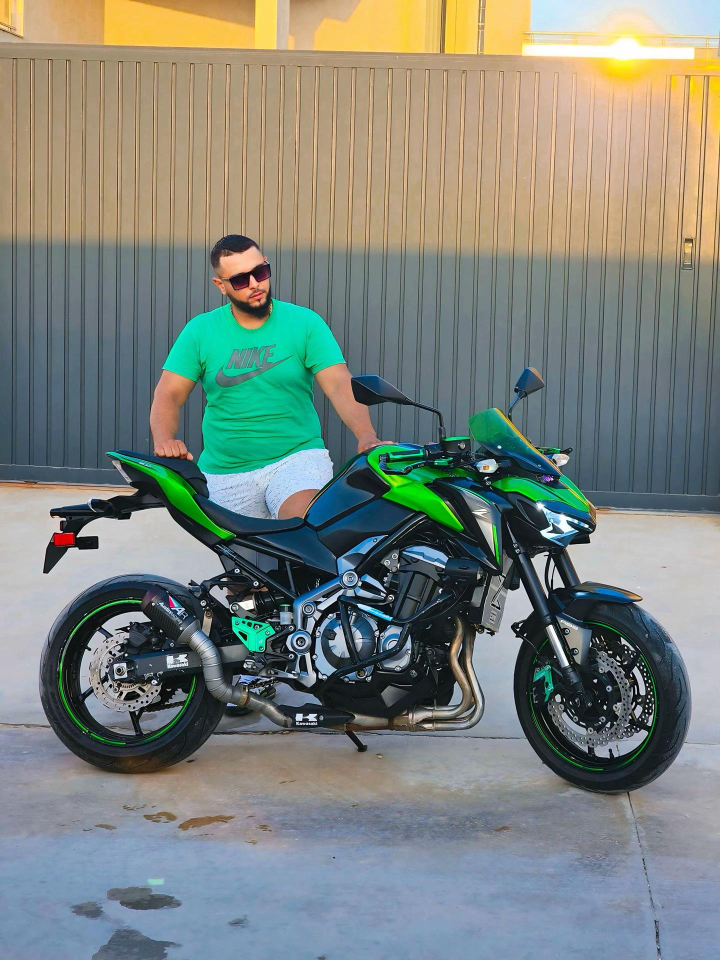 @Oussema moto 94