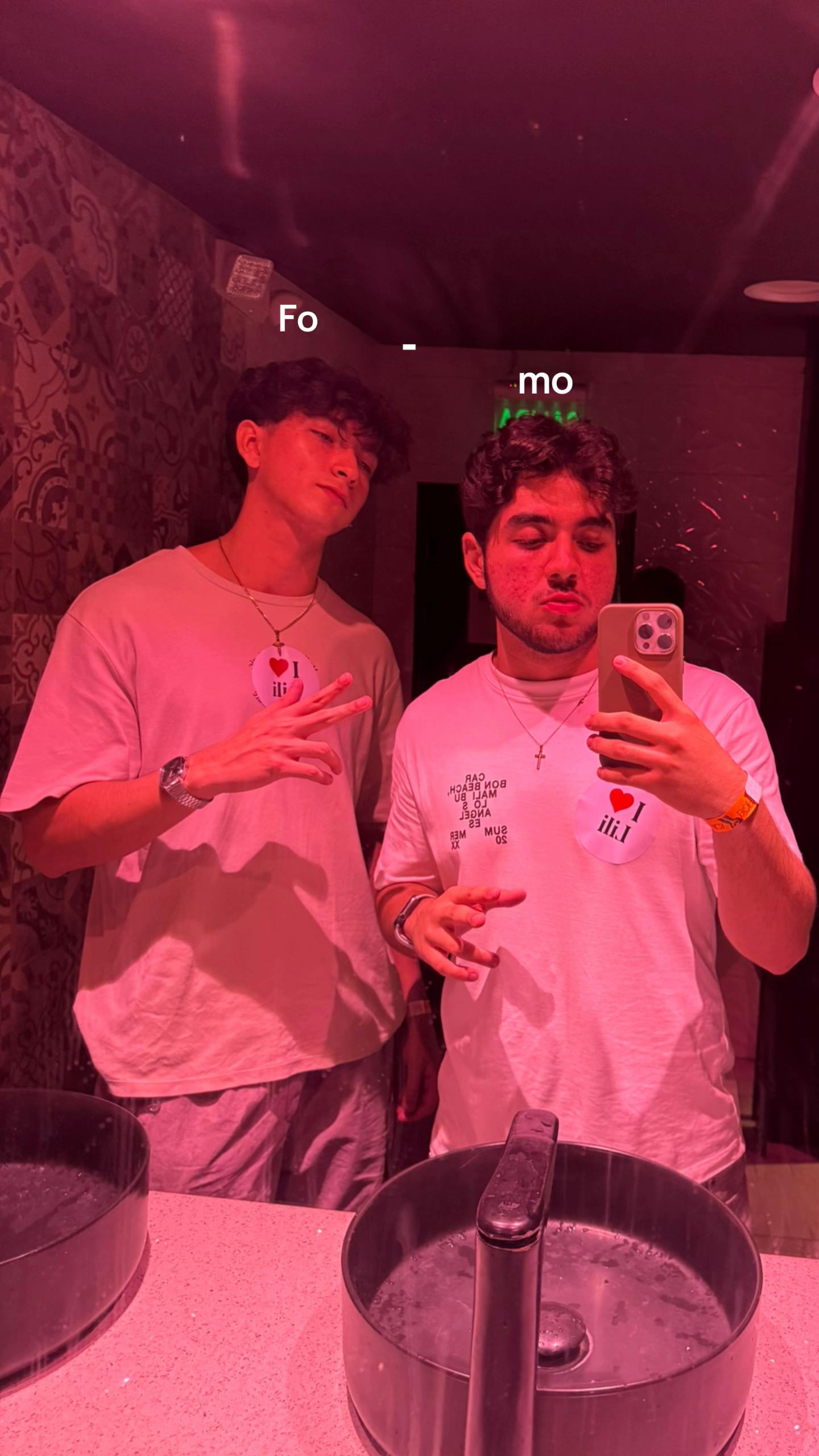 @Fabrixx
