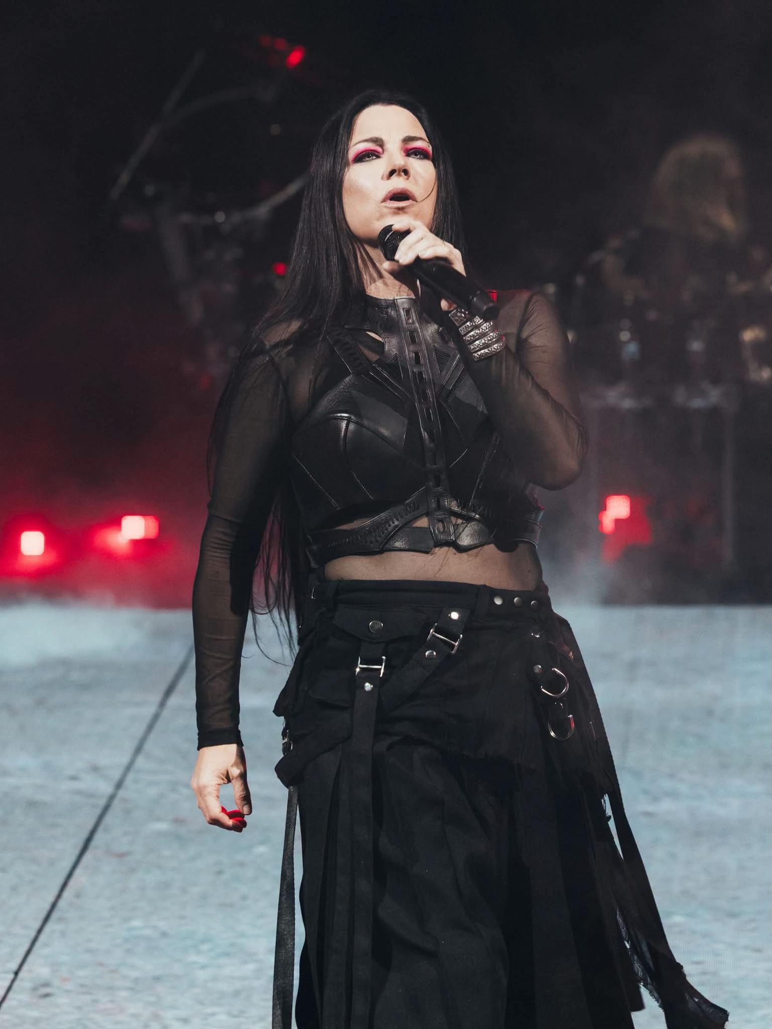 @Sasha Evanescence & Amyleefan