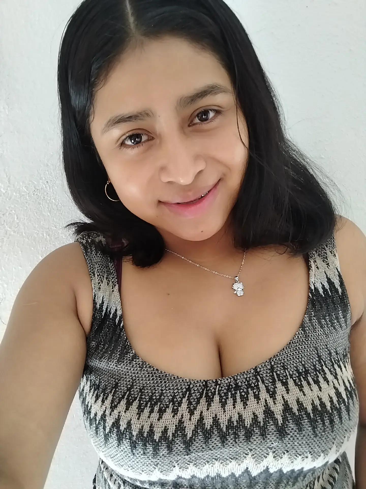 @🦈🦈🩷🩵alejandra castro