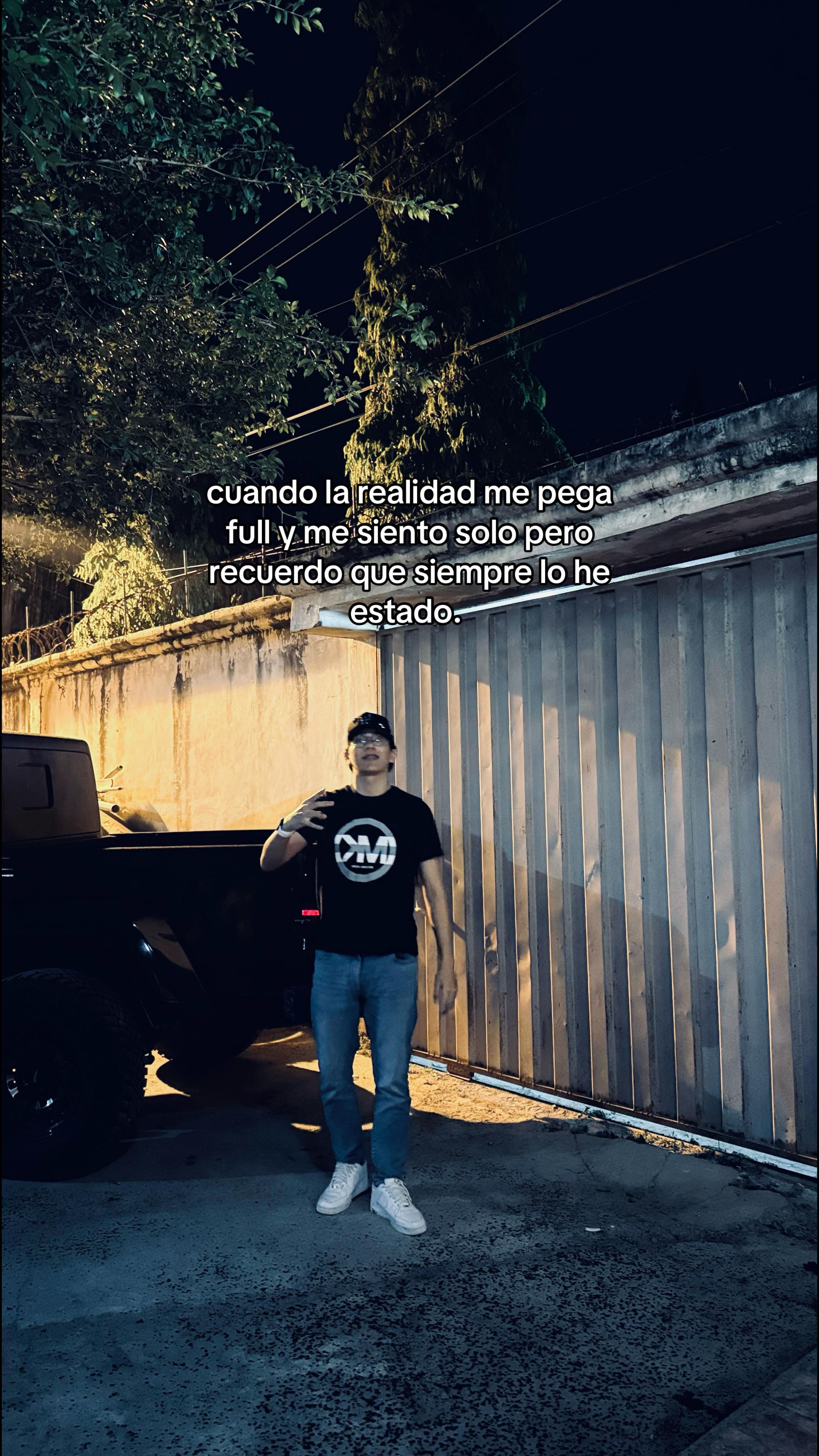 @d a n y 🚀