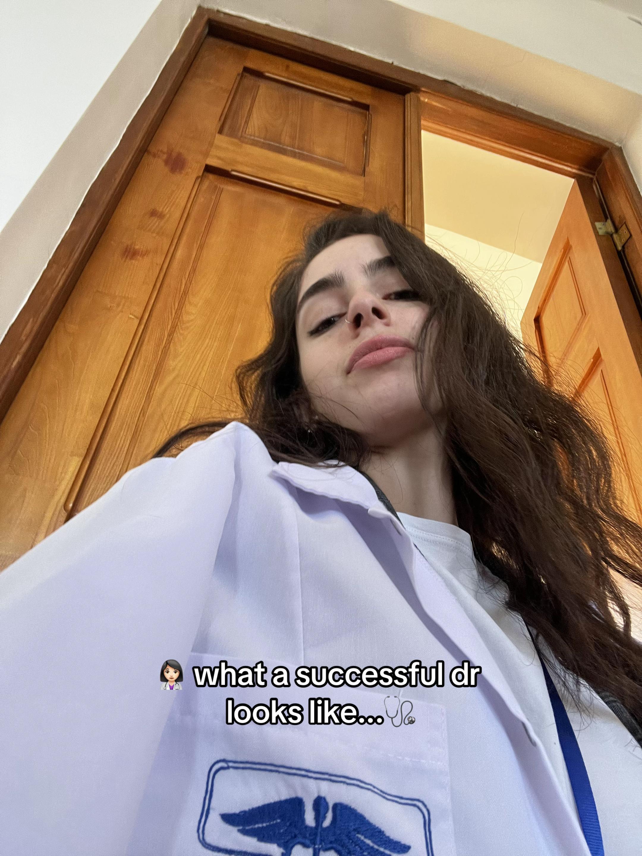 @TEKLA 👩🏻&zwj;⚕️📚