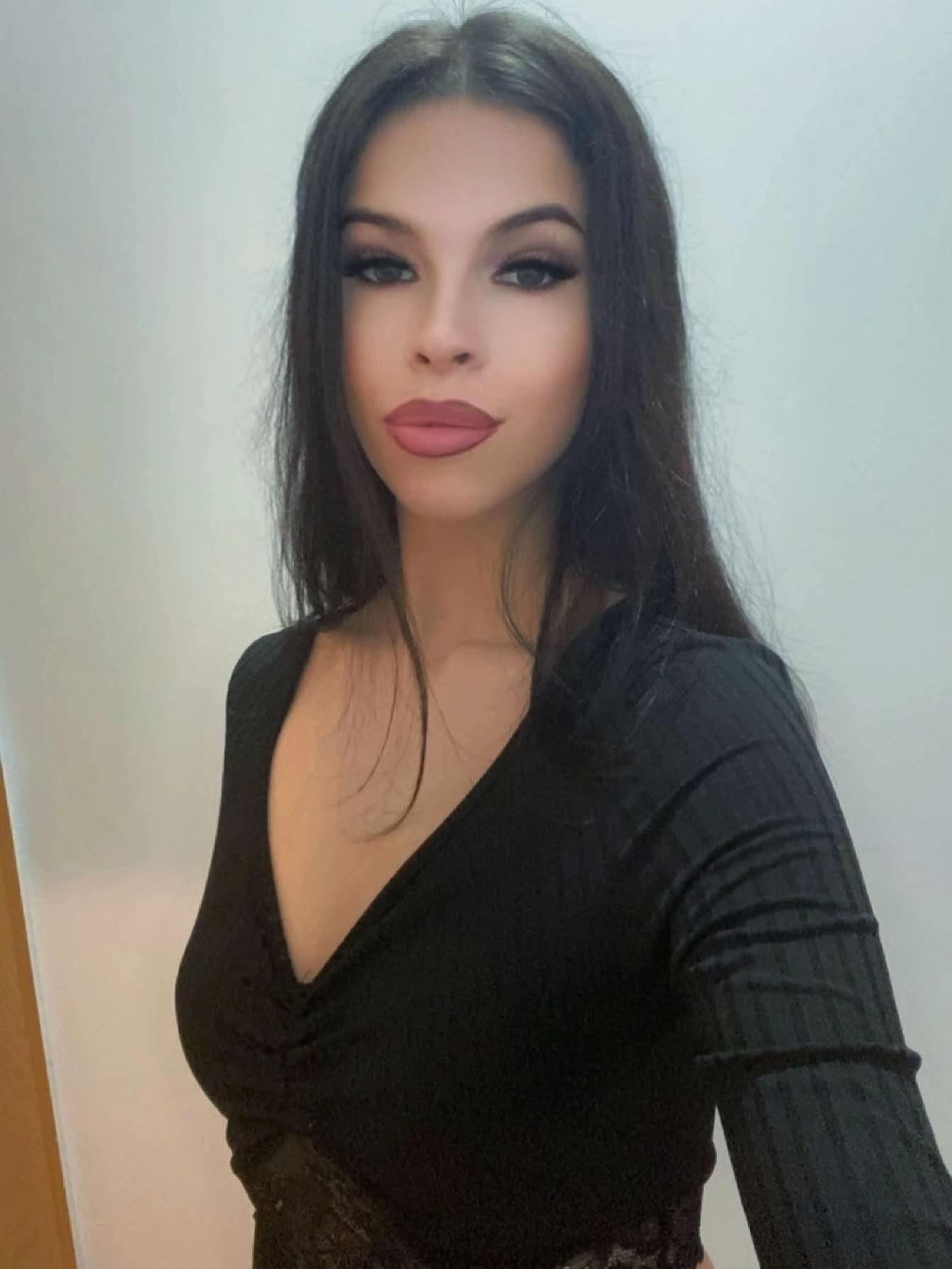@Ana_Maria