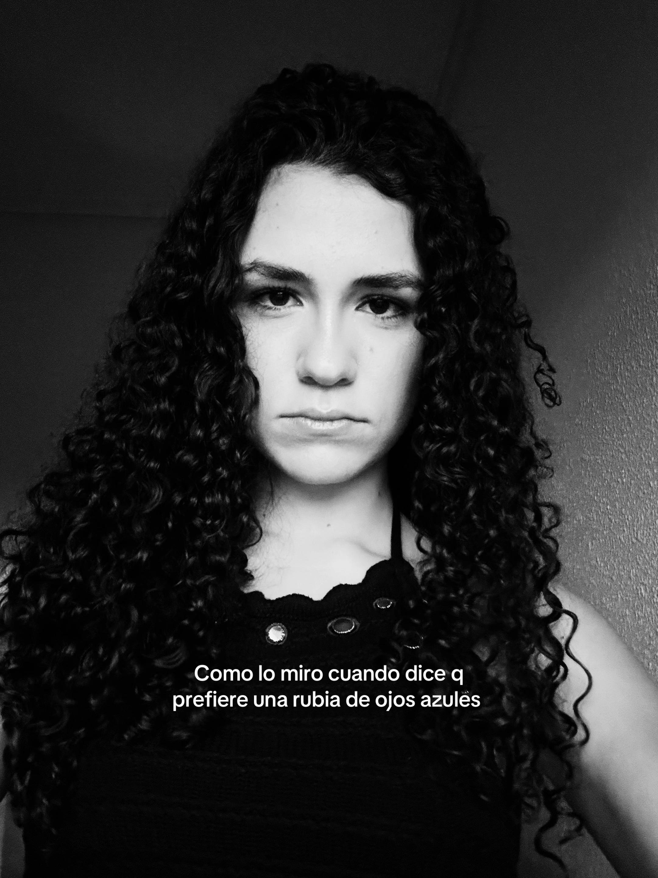 @curly 𝑔𝑖𝑟𝑙٭