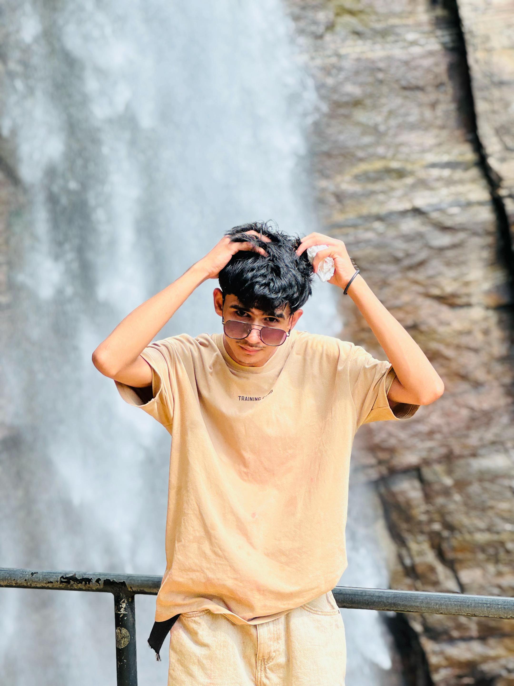 @𝗥𝗔𝗕𝗕𝗜𝗧_ᵇᵒʸ 🐉