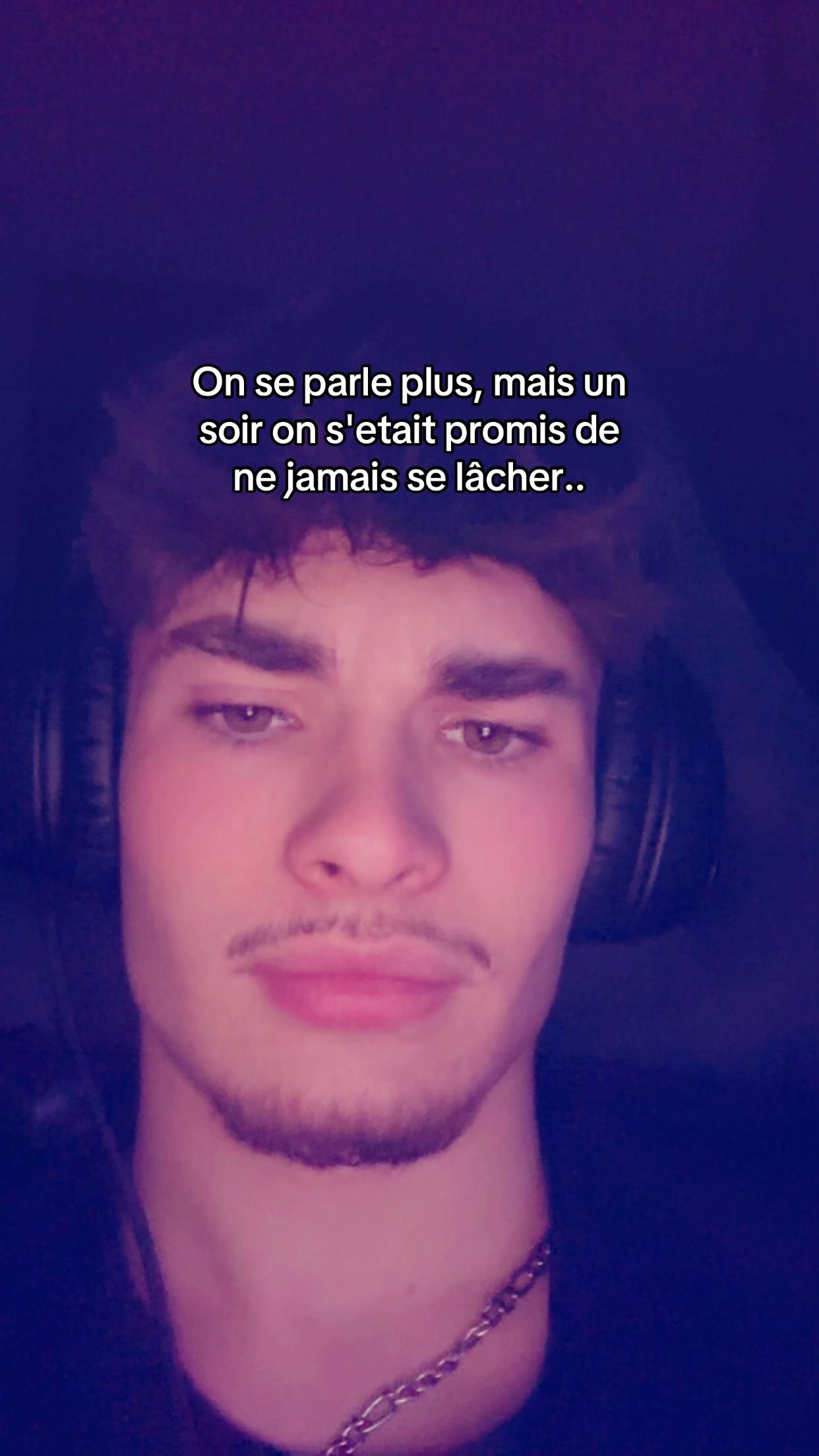 @~