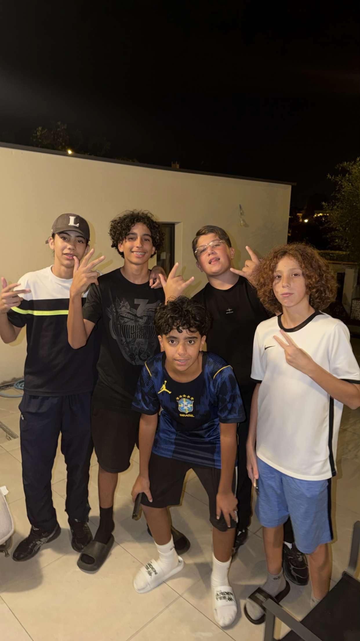 @Abde Team Lapatte🦜🦜