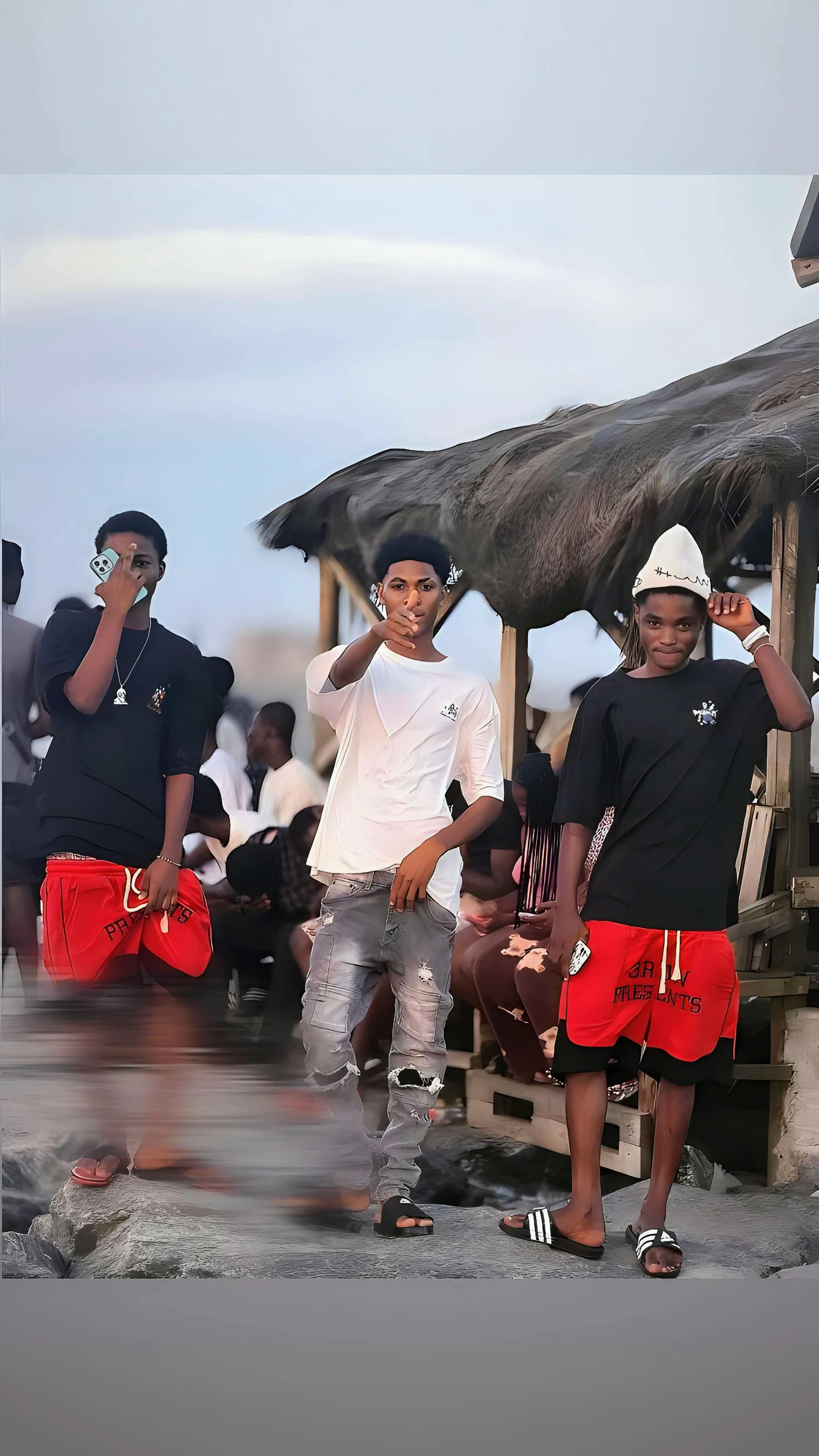 @ᑕYᖇIᒪ.