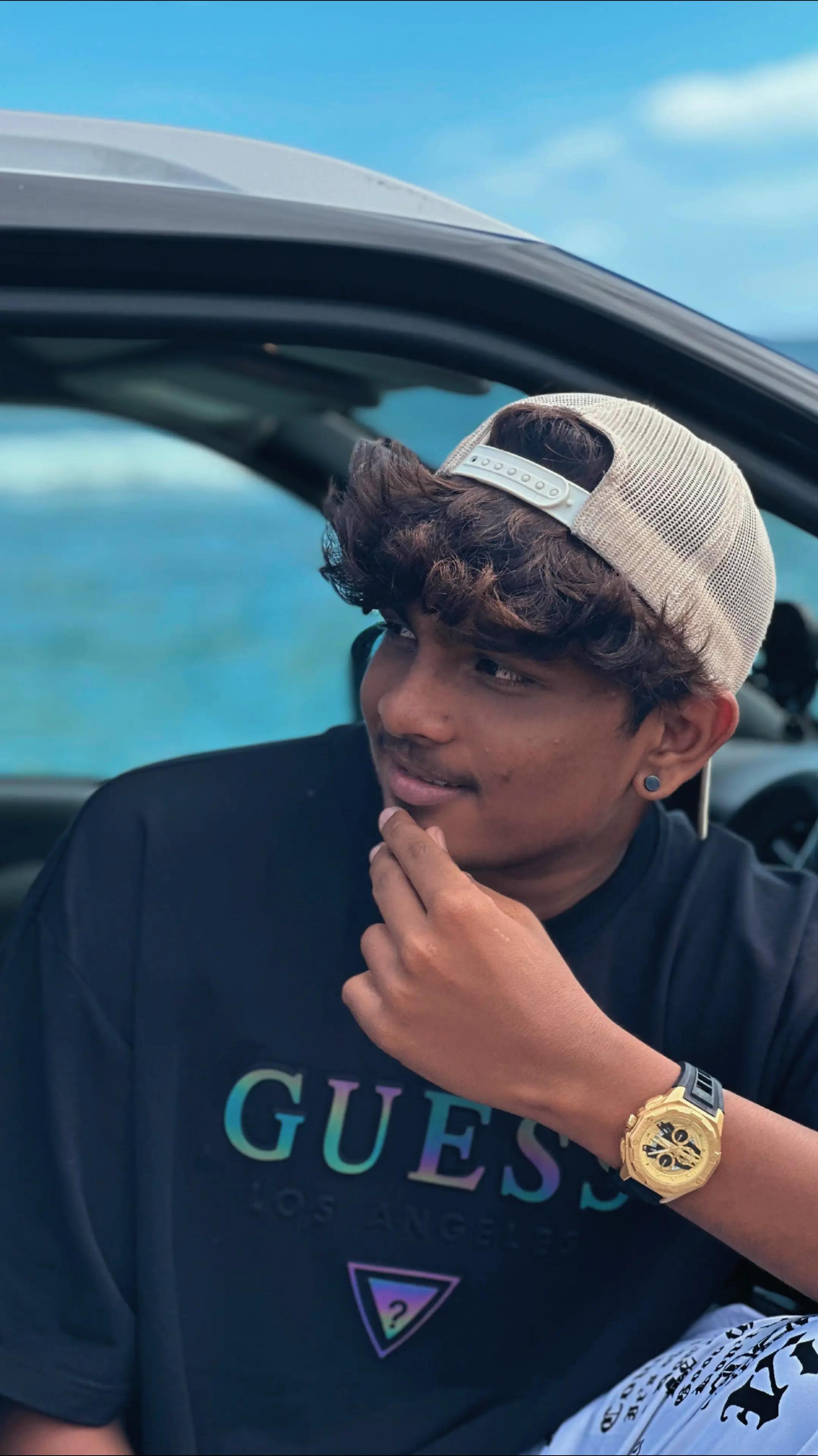 @"It's Me DILUW_h...🐴🖤"