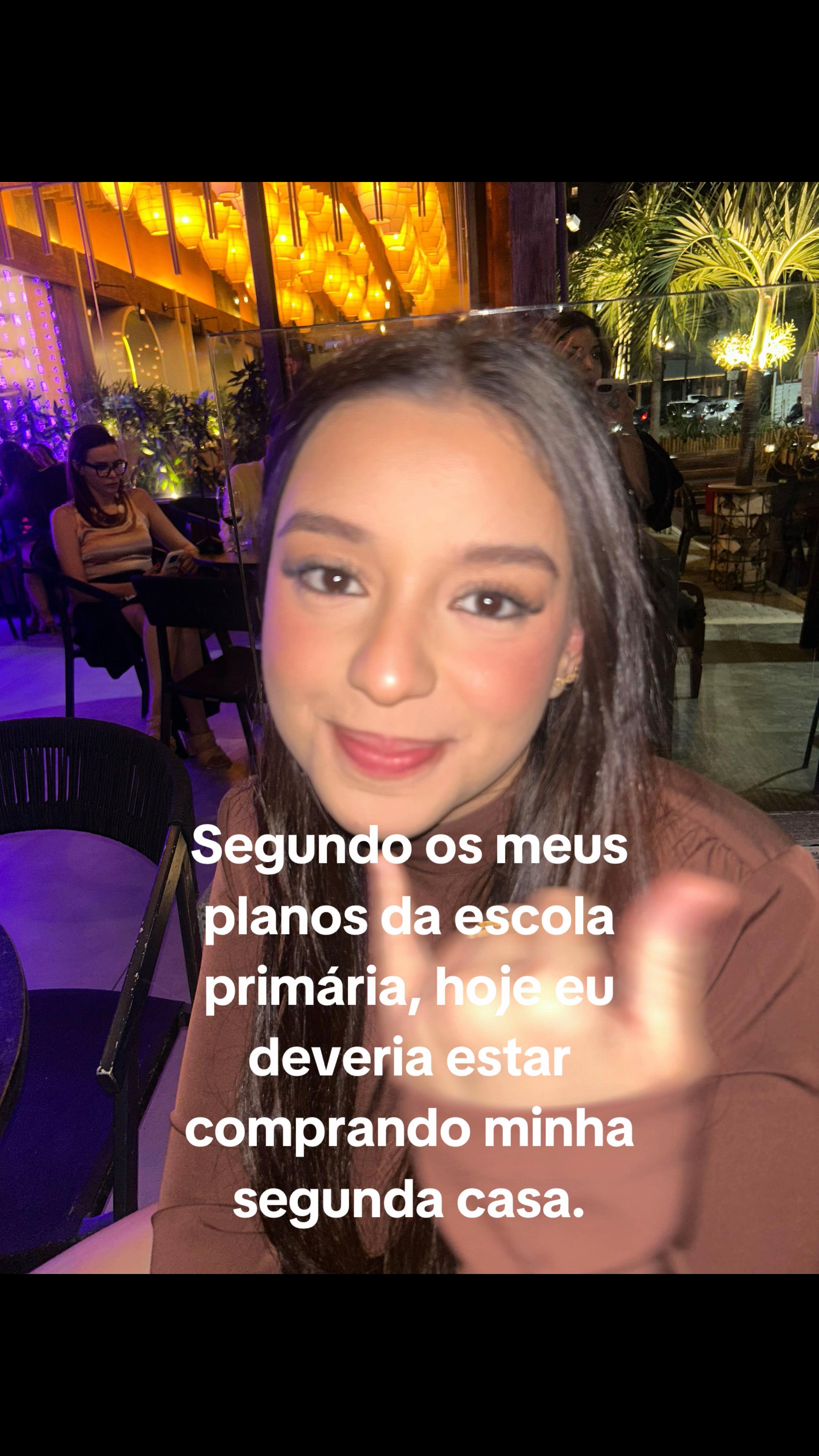 @analuizaopp
