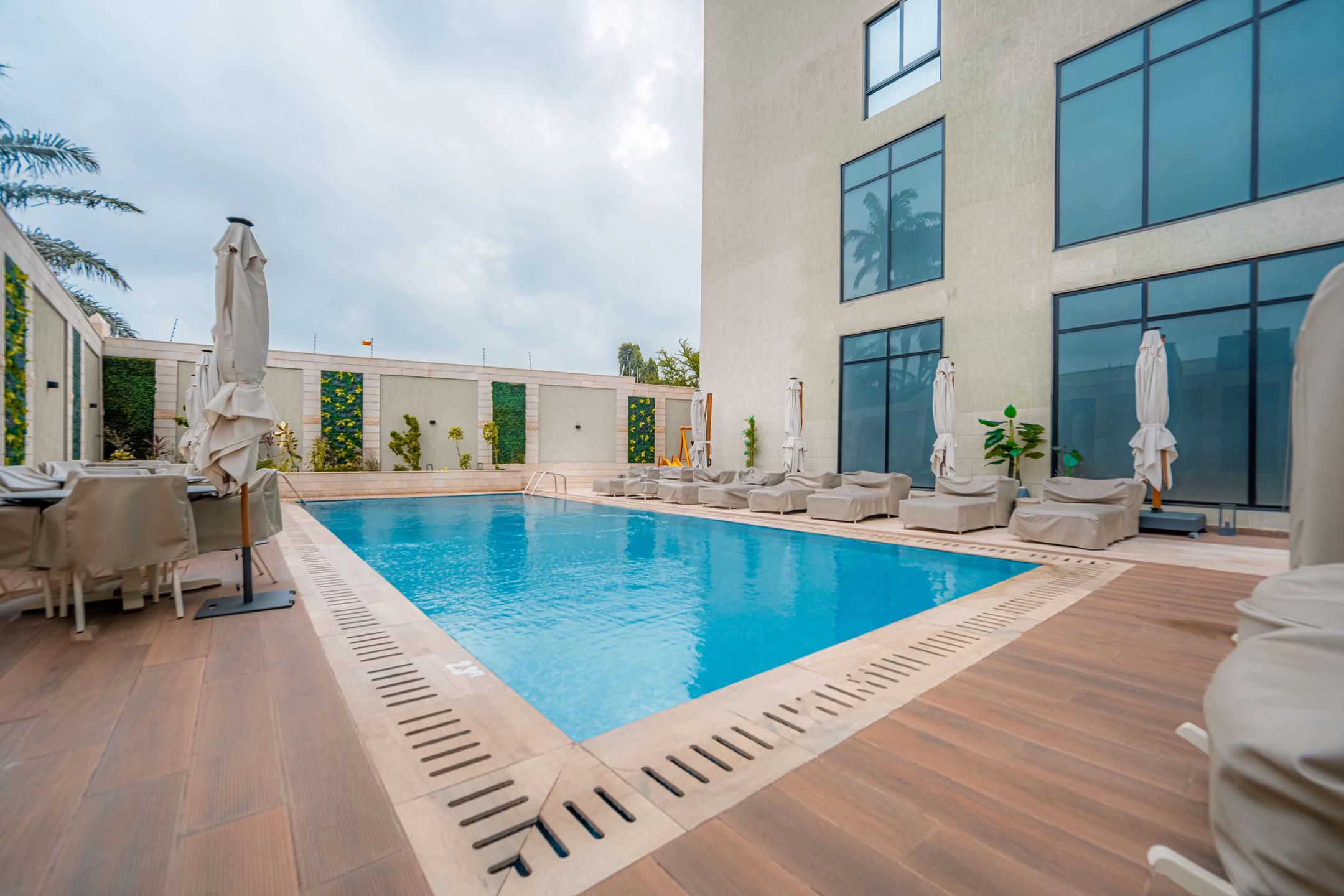 @Peravi Suites