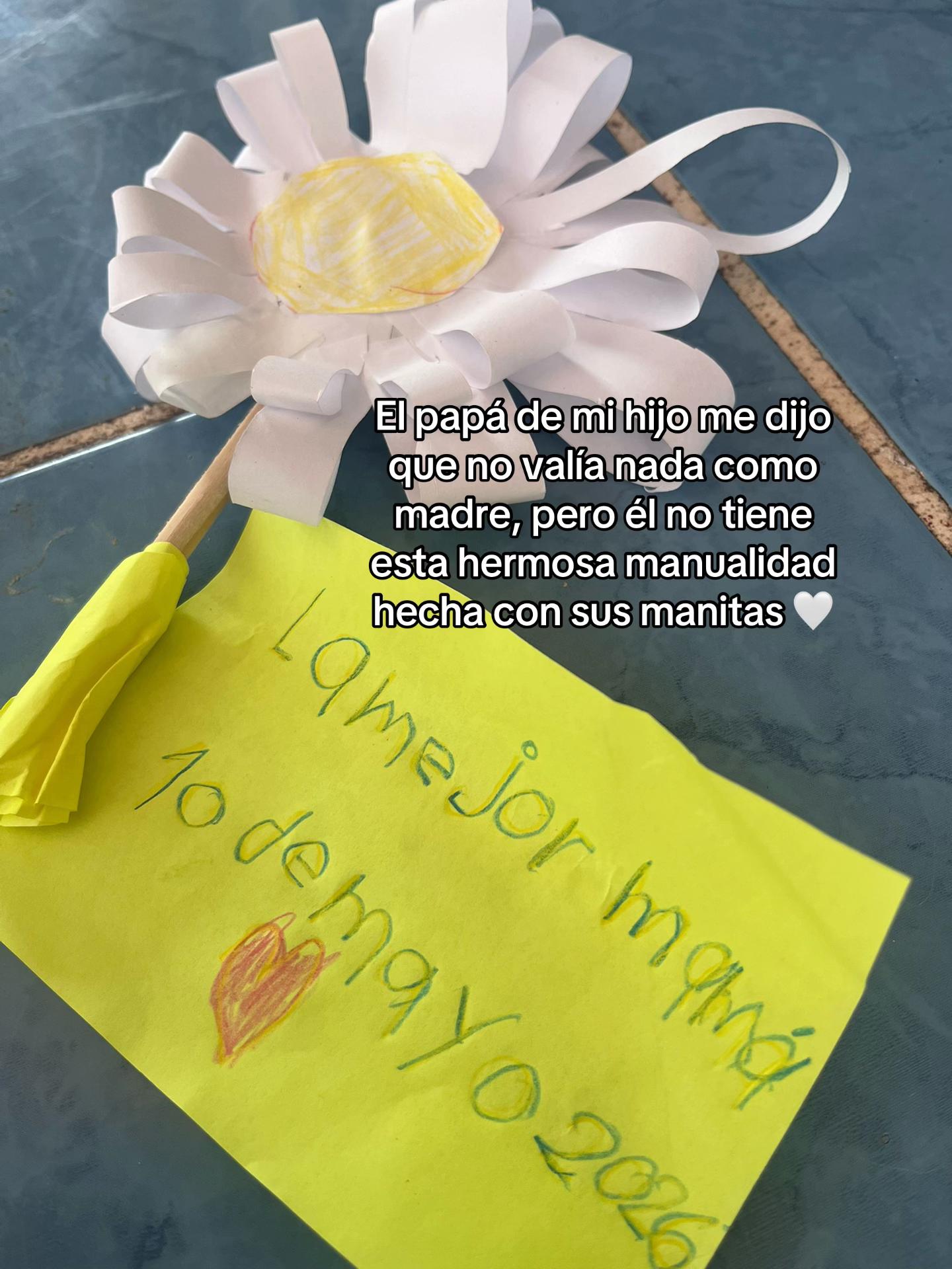 @🦋