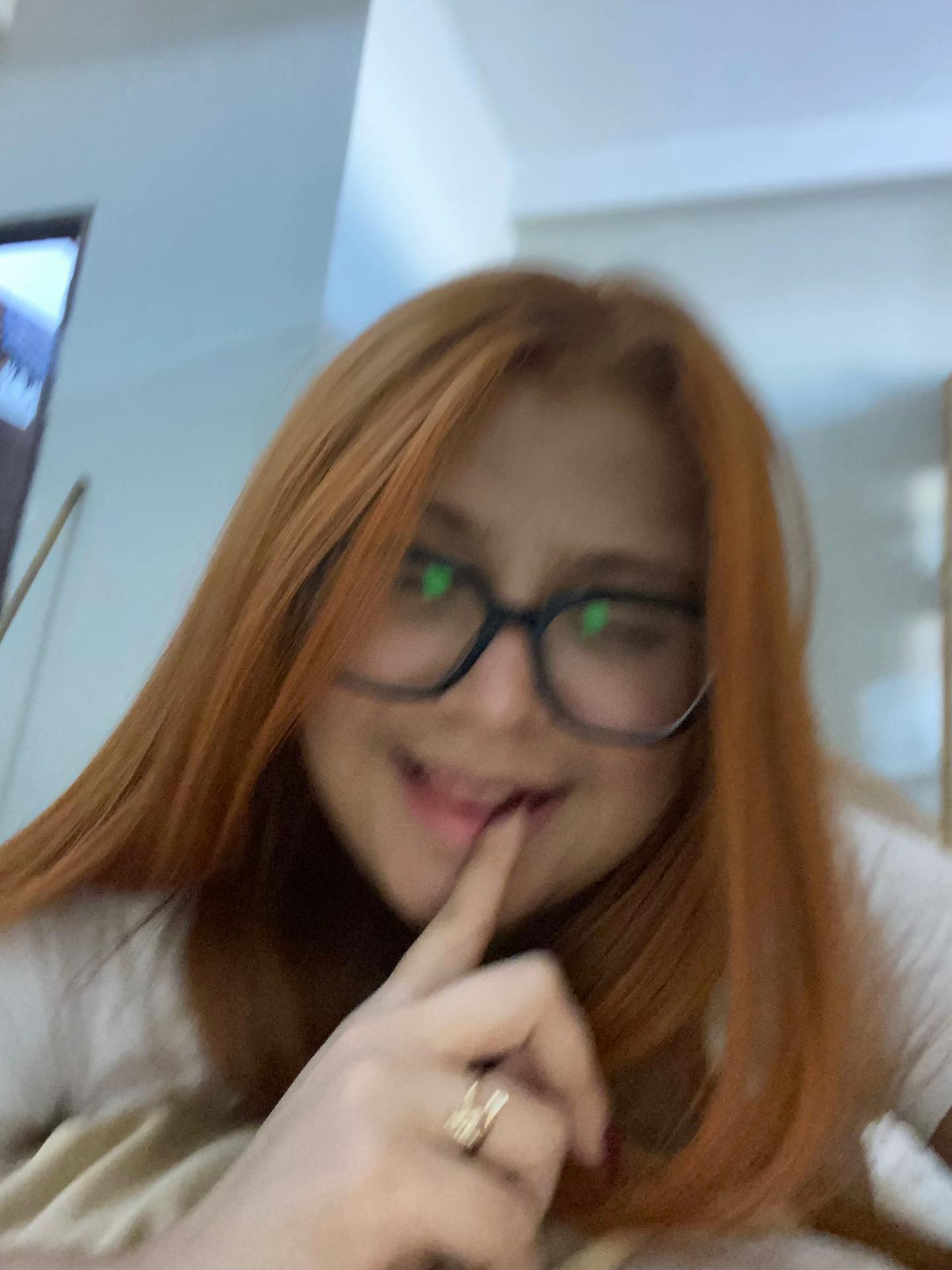 @โก