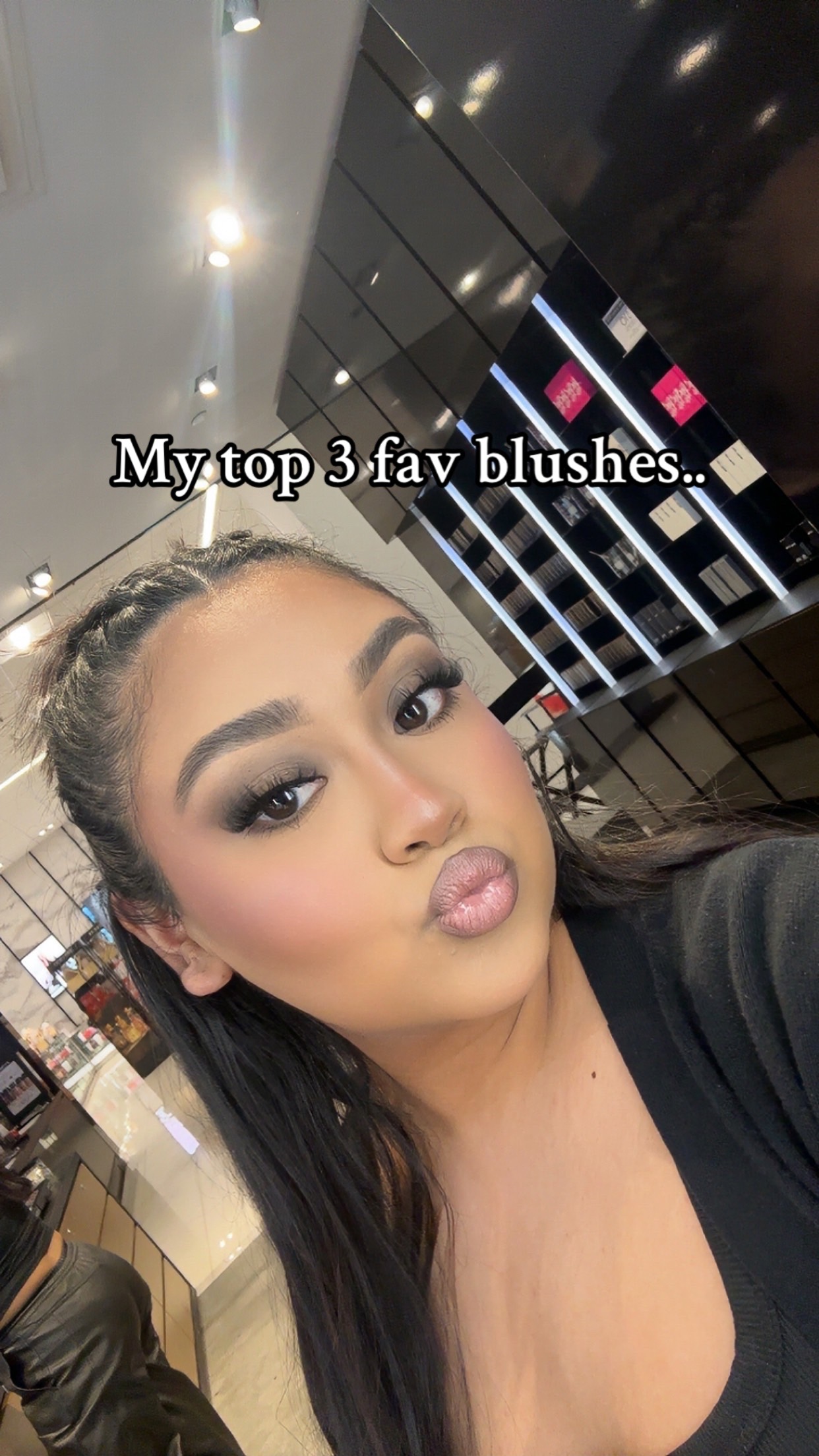 @Lizette | Chicago MUA💄