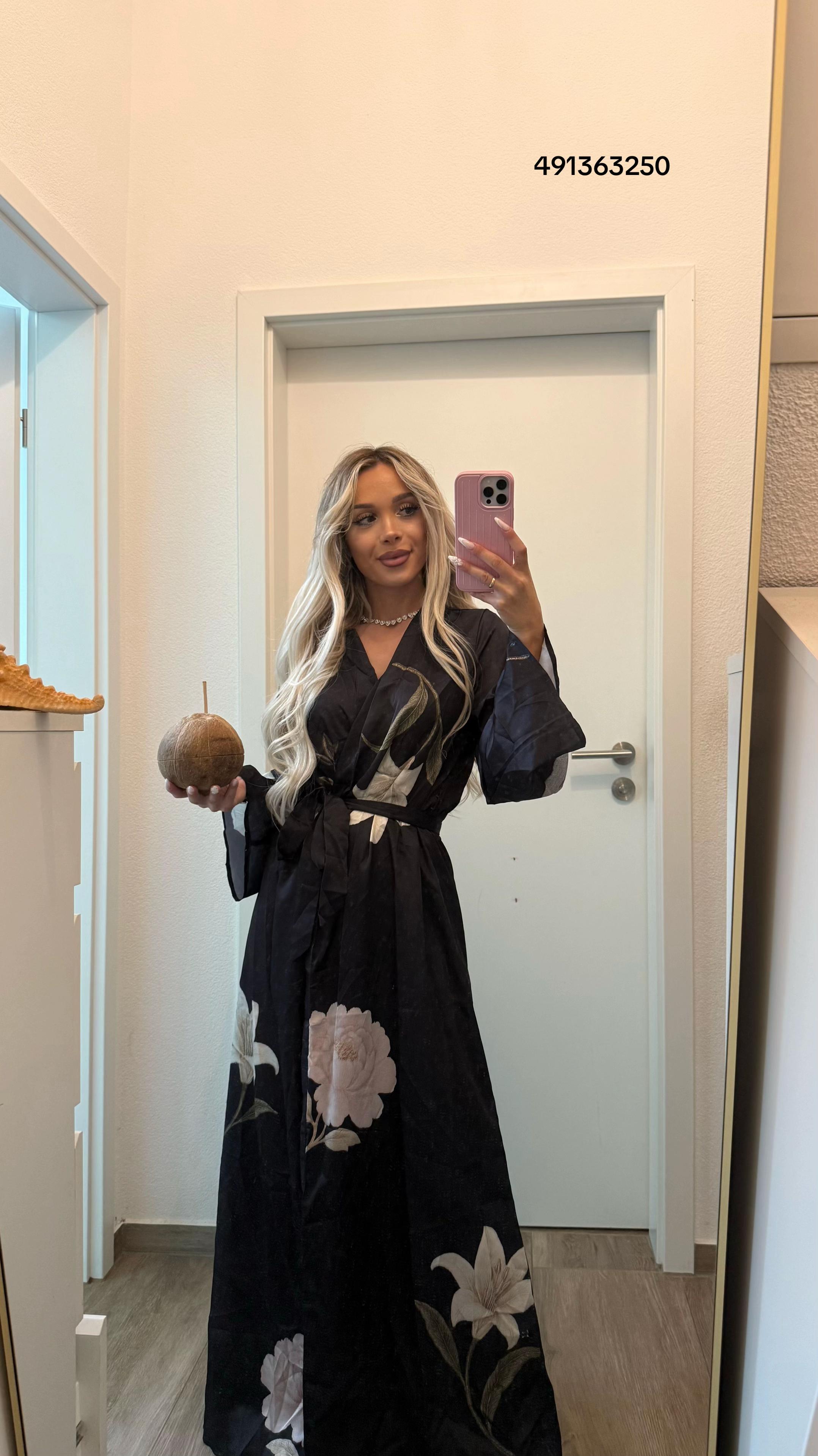 @icyblondi
