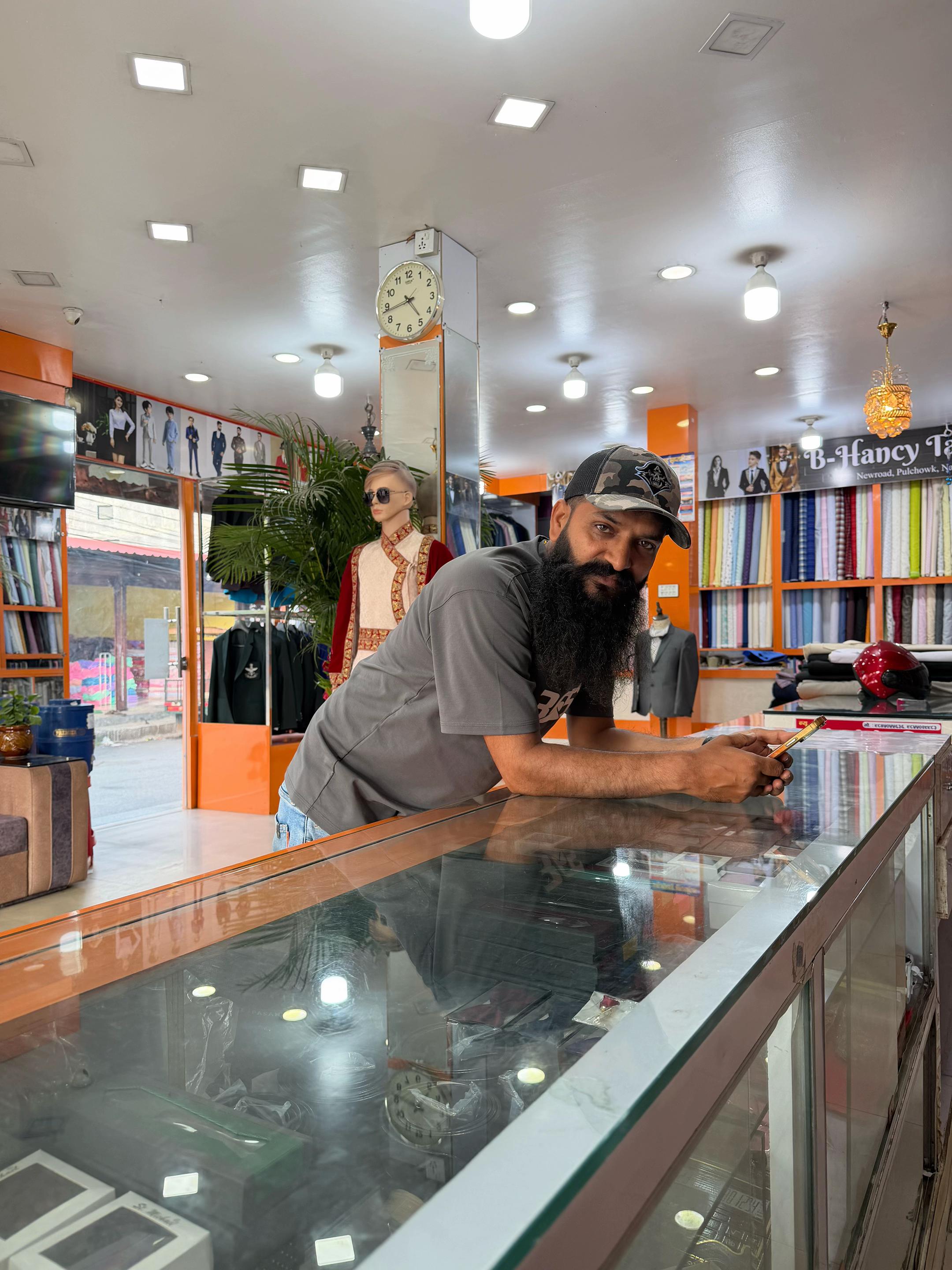 @suman 𝕡𝕠𝕦𝕕𝕖𝕝(𝔻𝕒𝕣𝕚)