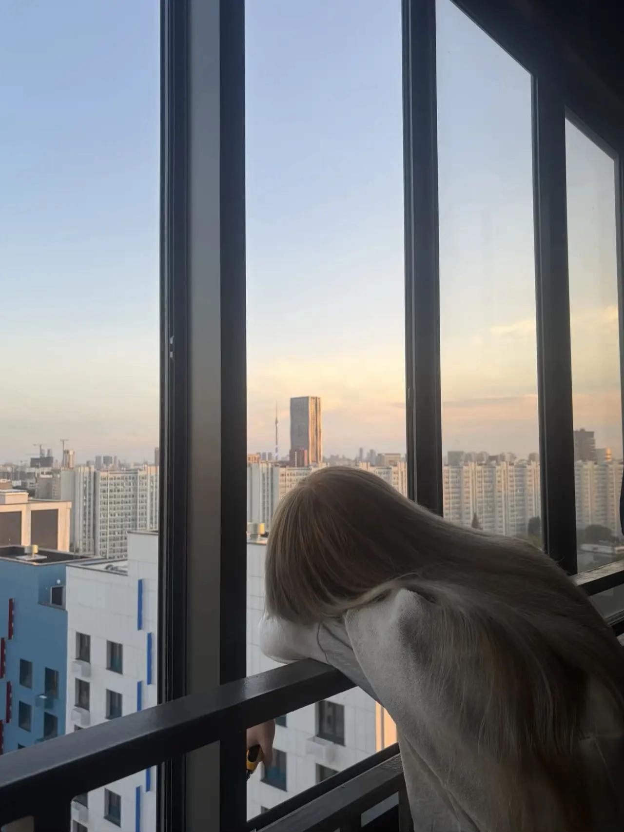 @0_0