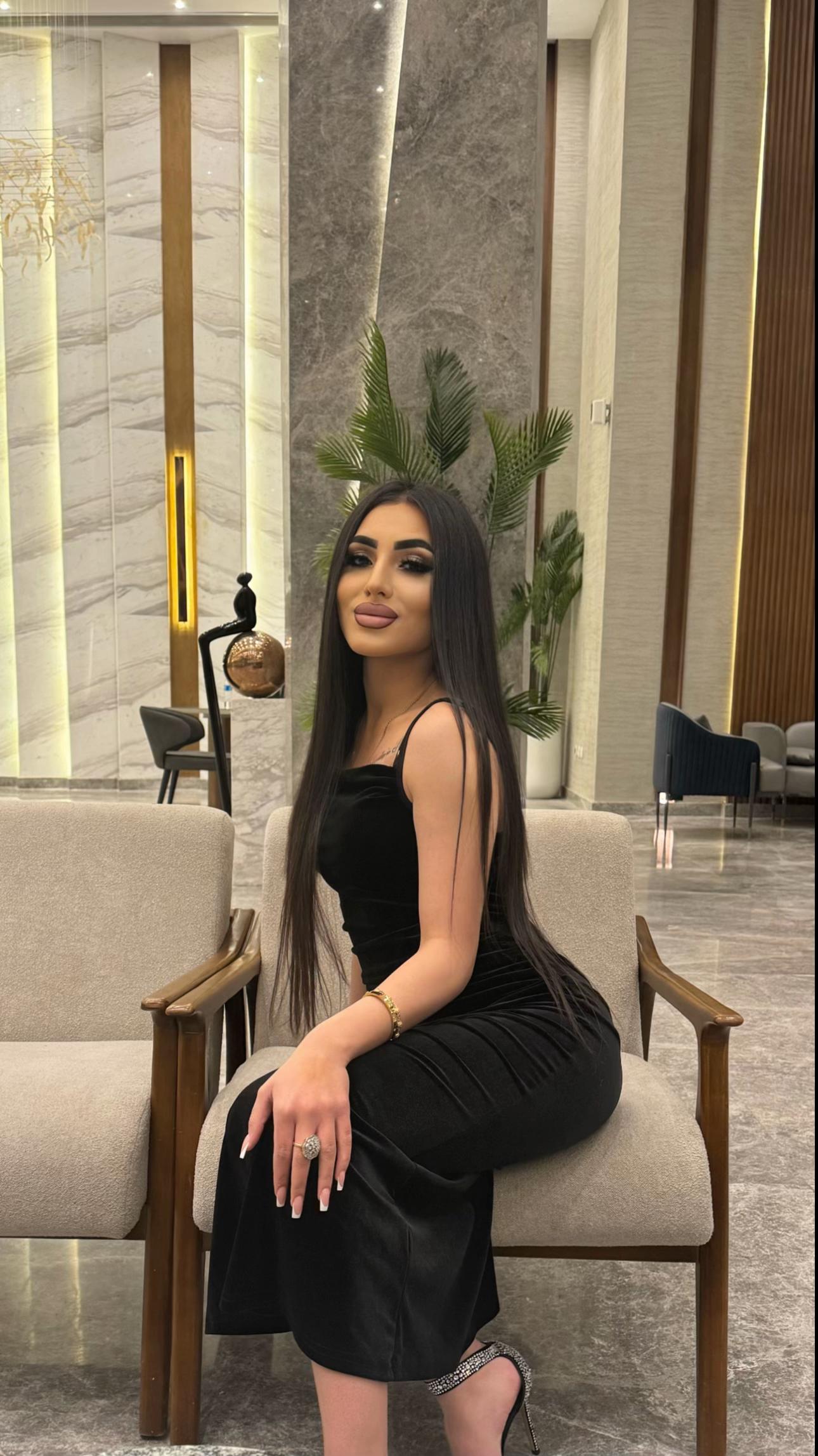 @𝐤𝐫𝐢𝐬𝐭𝐢𝐧𝐚 👑
