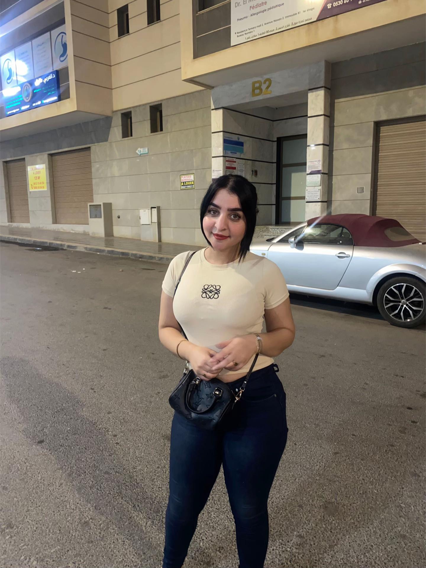 @oumniabetty1
