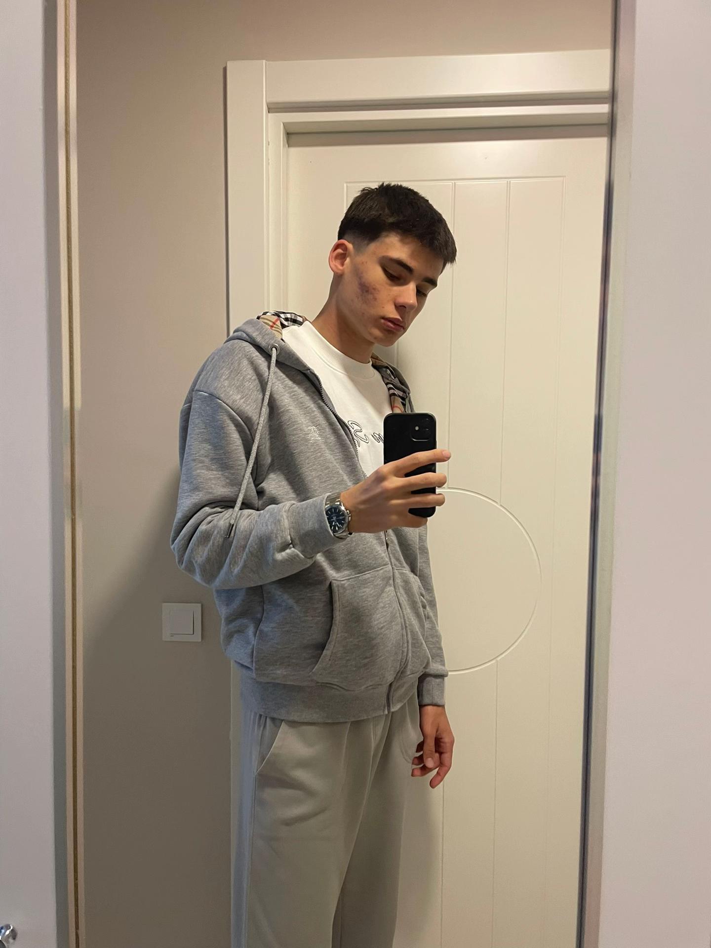 @flaayinyo