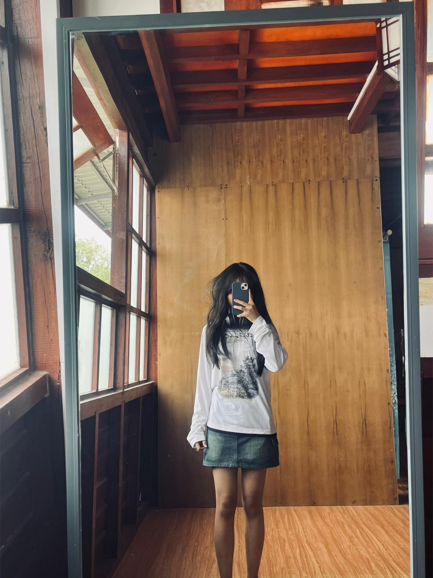 @~