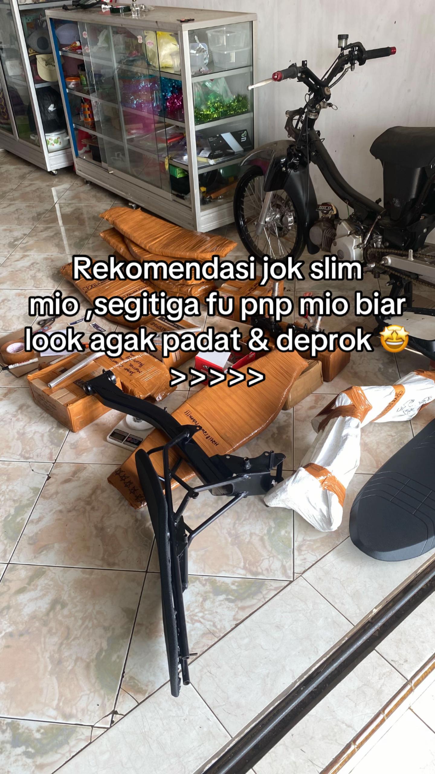 @DK805-,_-'