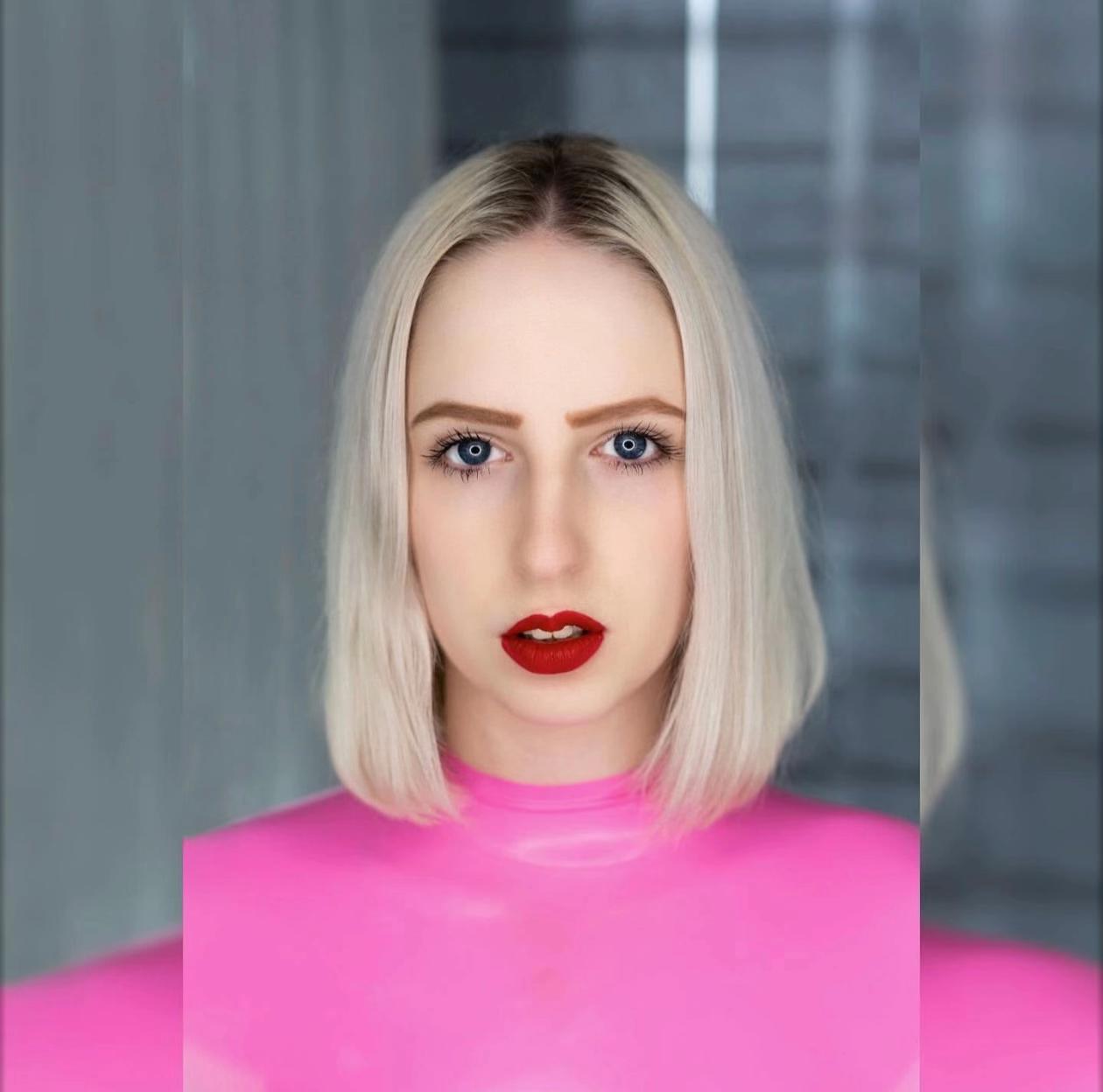 @Latexvin