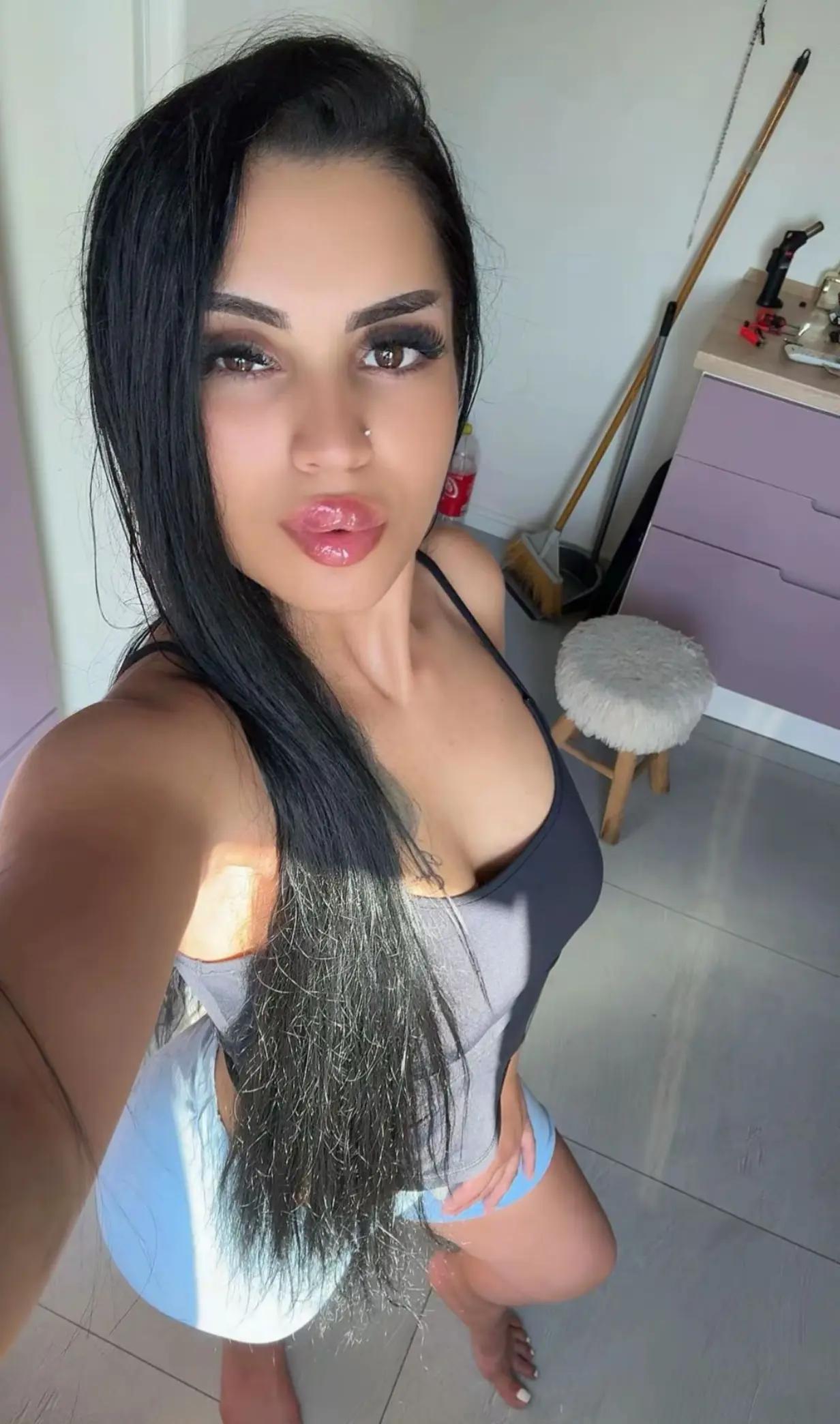 @✨️Flory✨️