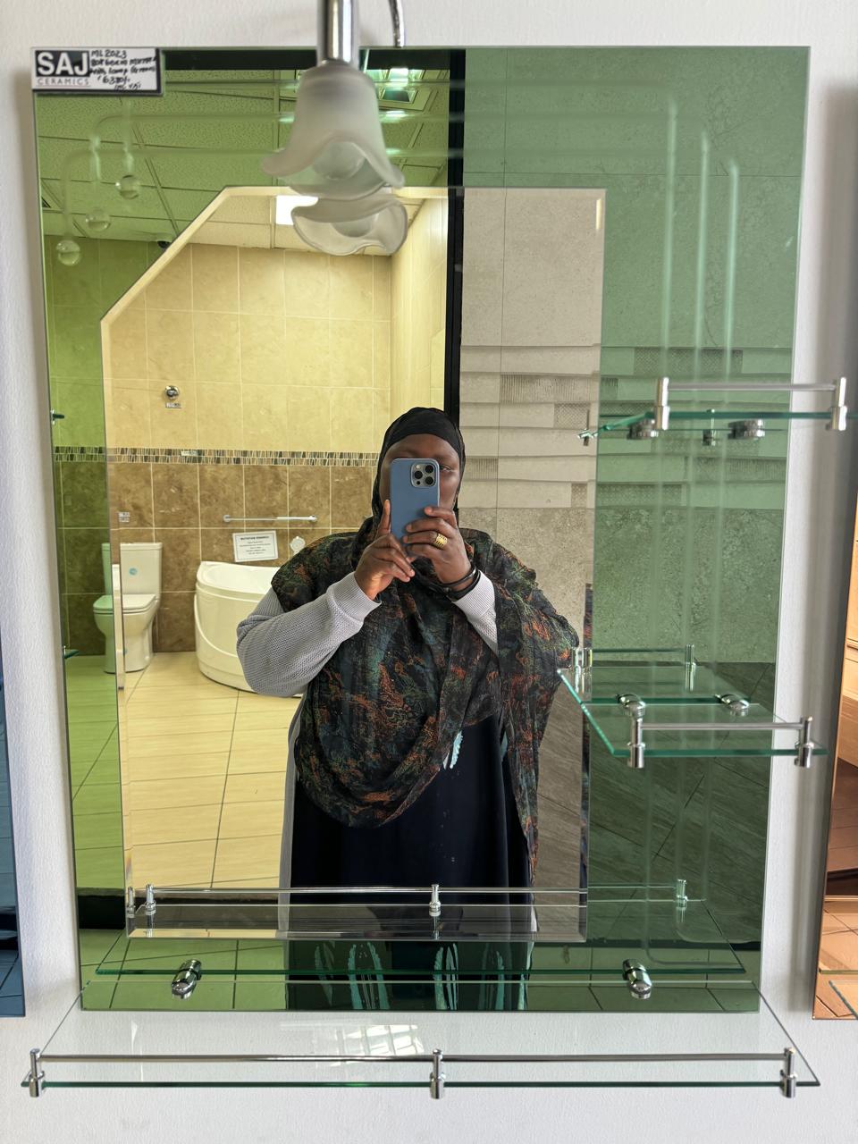 @Mali rahisi stores
