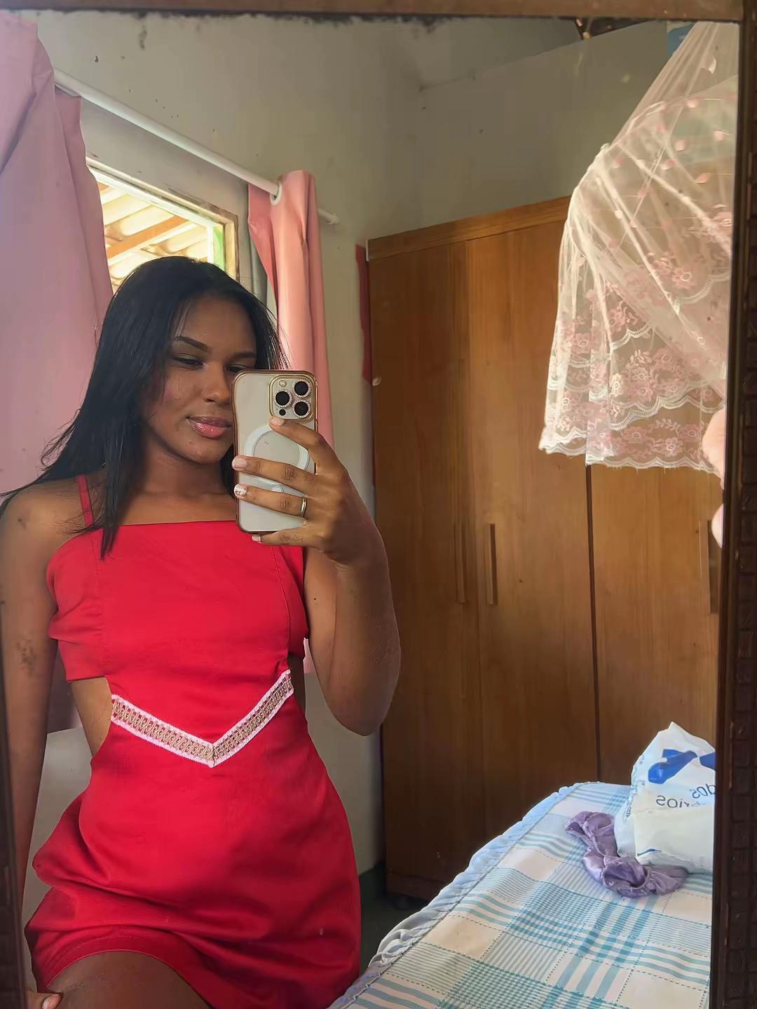 @Izah.stts