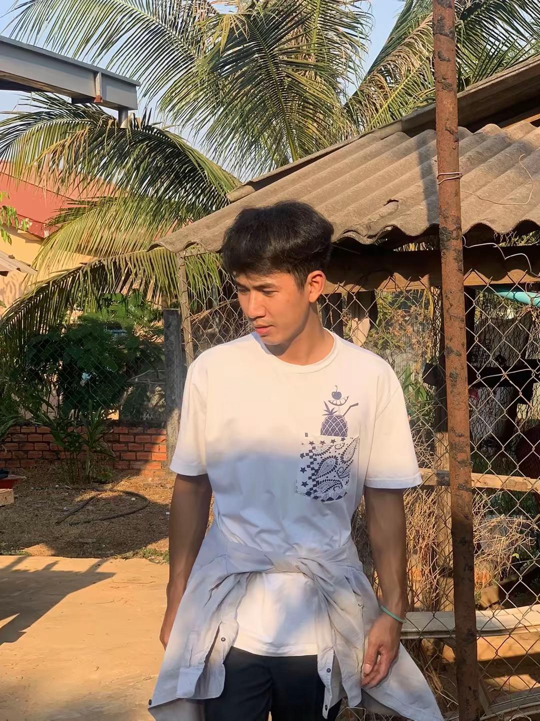 @Hong Kheang🍂