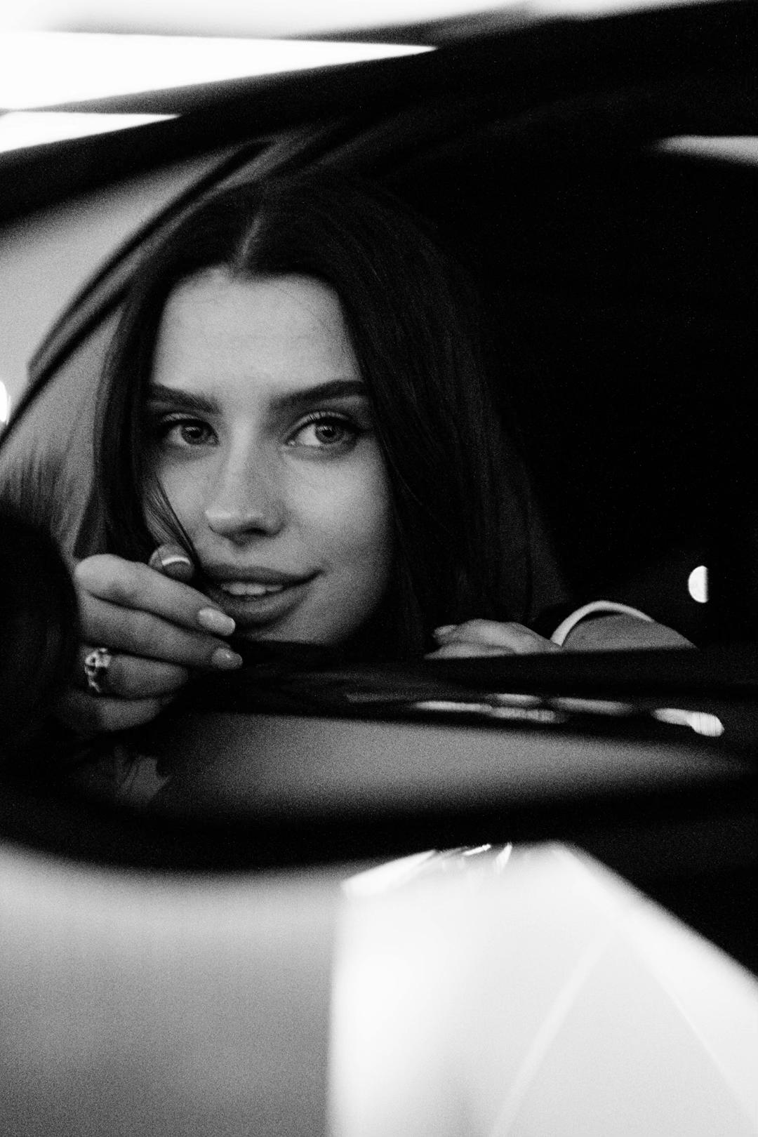 @Мелания 🧝🏼♀️