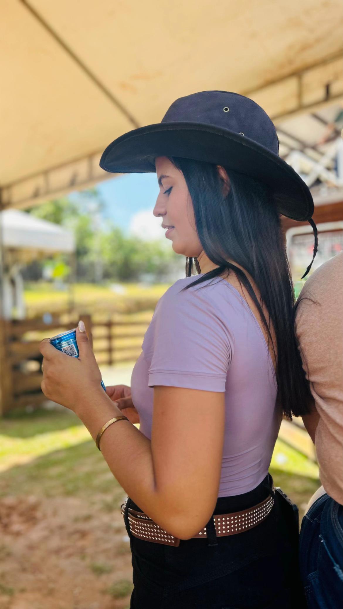 @caciulasouza