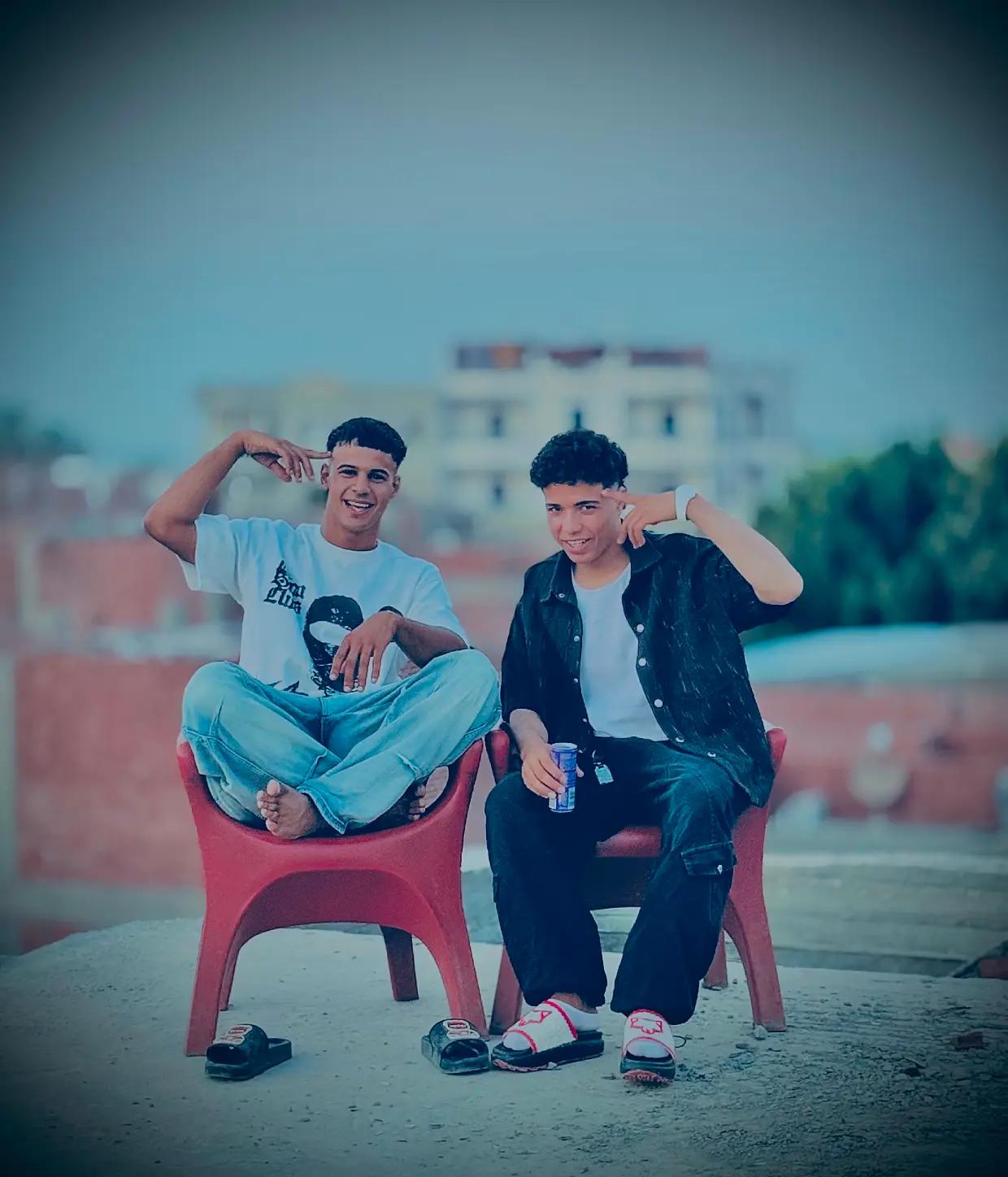 @اوكـــــــــا ابو قلب ابيض 🤍