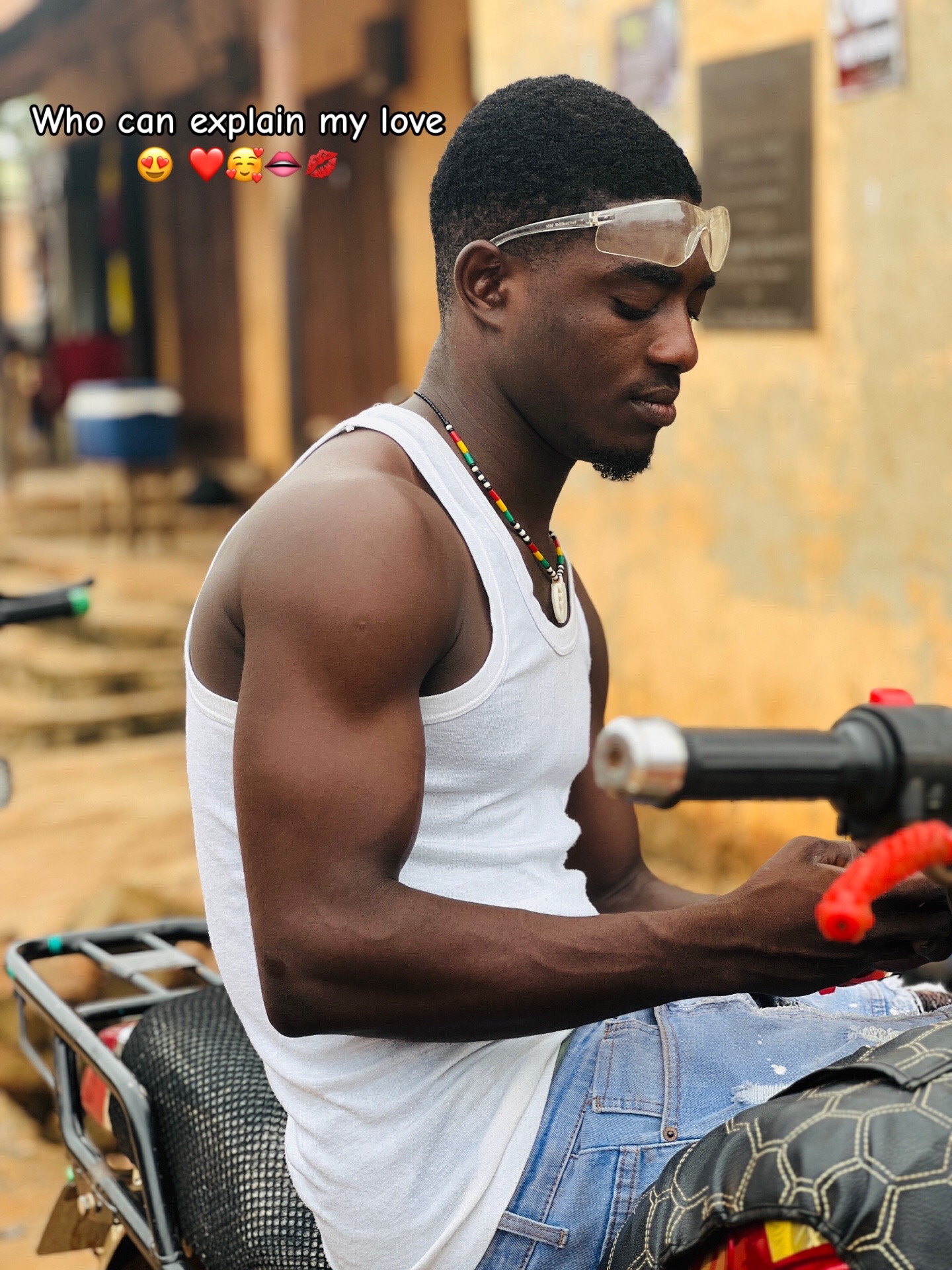 @3NY3 B3T33🇬🇭🇬🇭🇬🇭🇬🇭😆