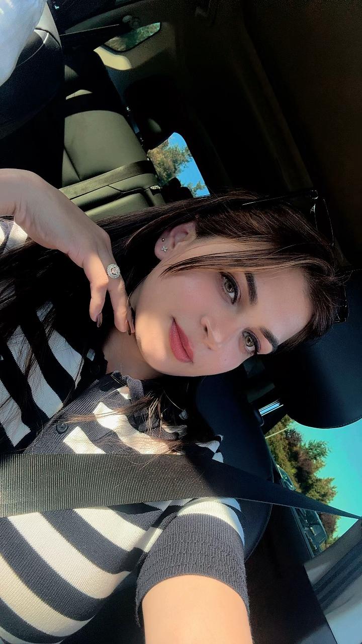 @komal_khaira97