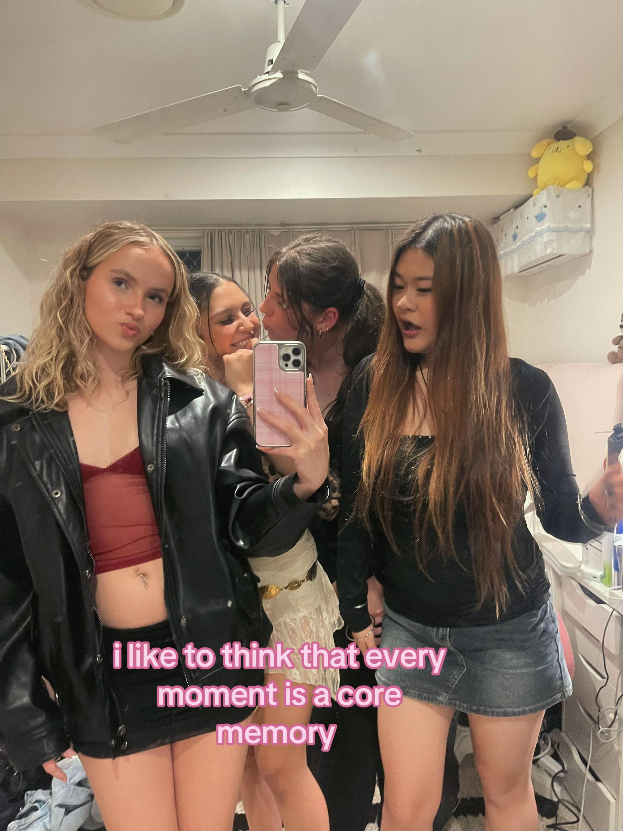 @❤︎︎