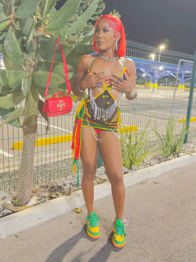@1Chin💕😩🔥🤸&zwj;♀️