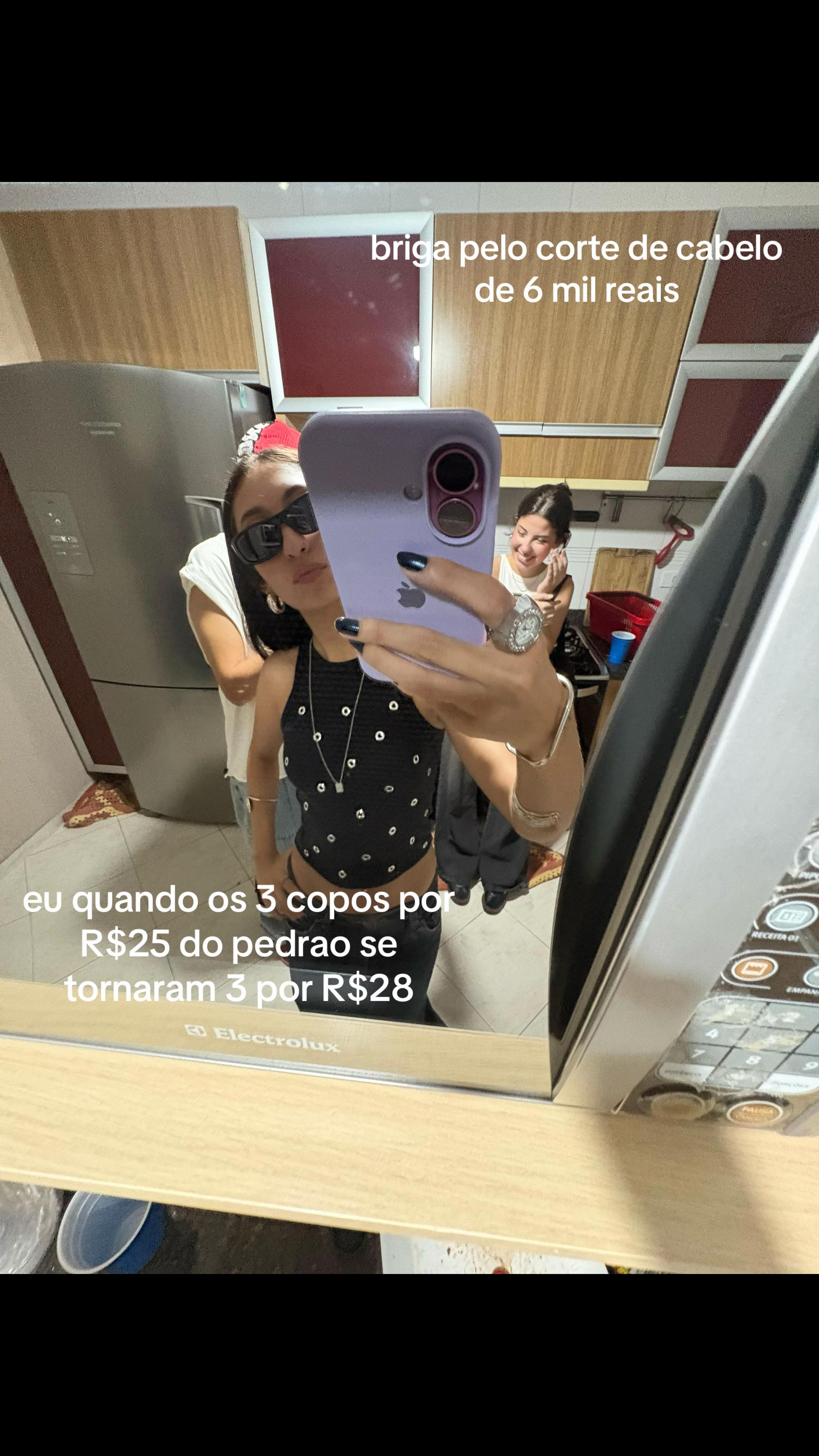 @juliamarcondes._