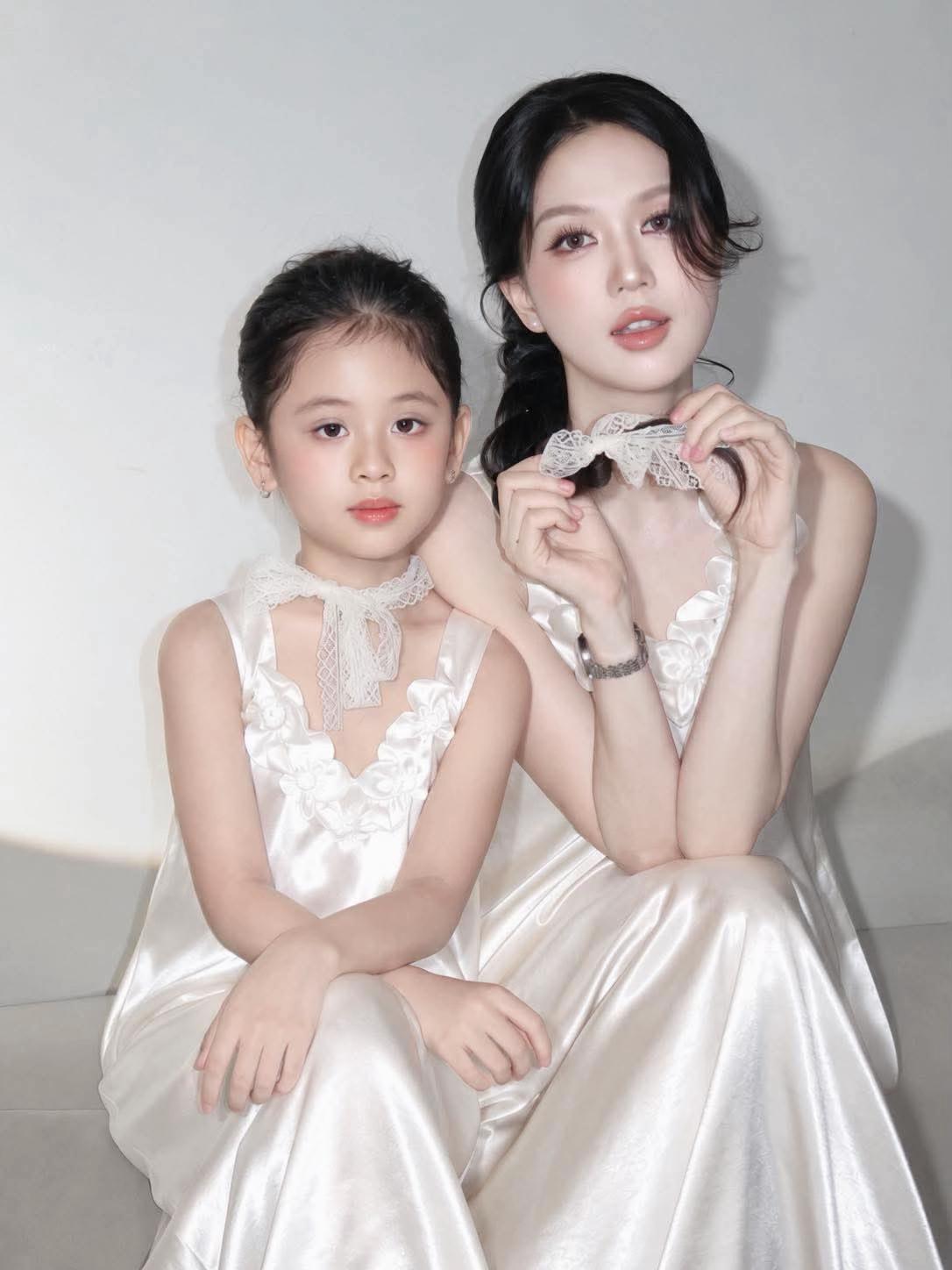 @Ngoc Trinh