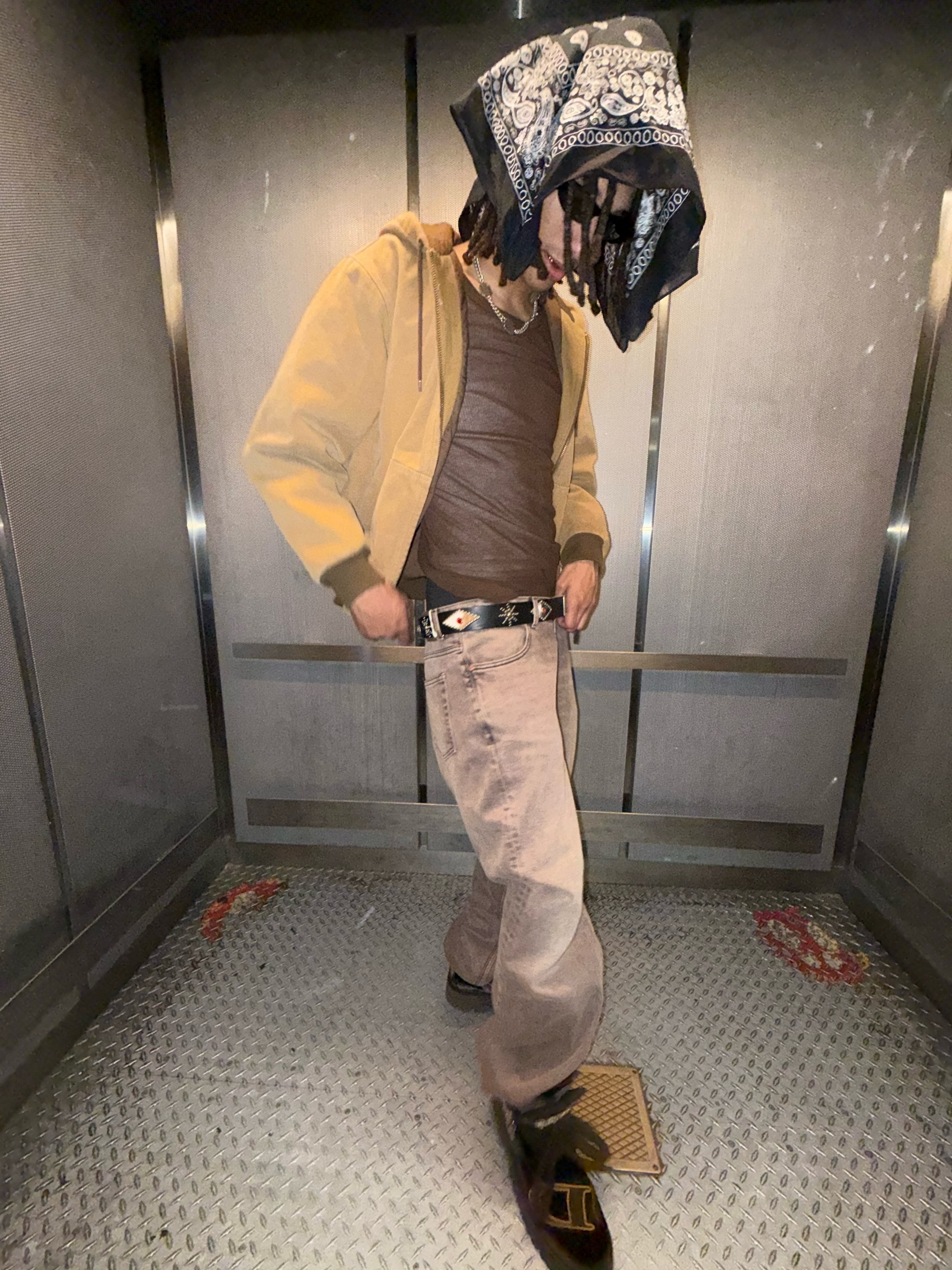@UNEEK