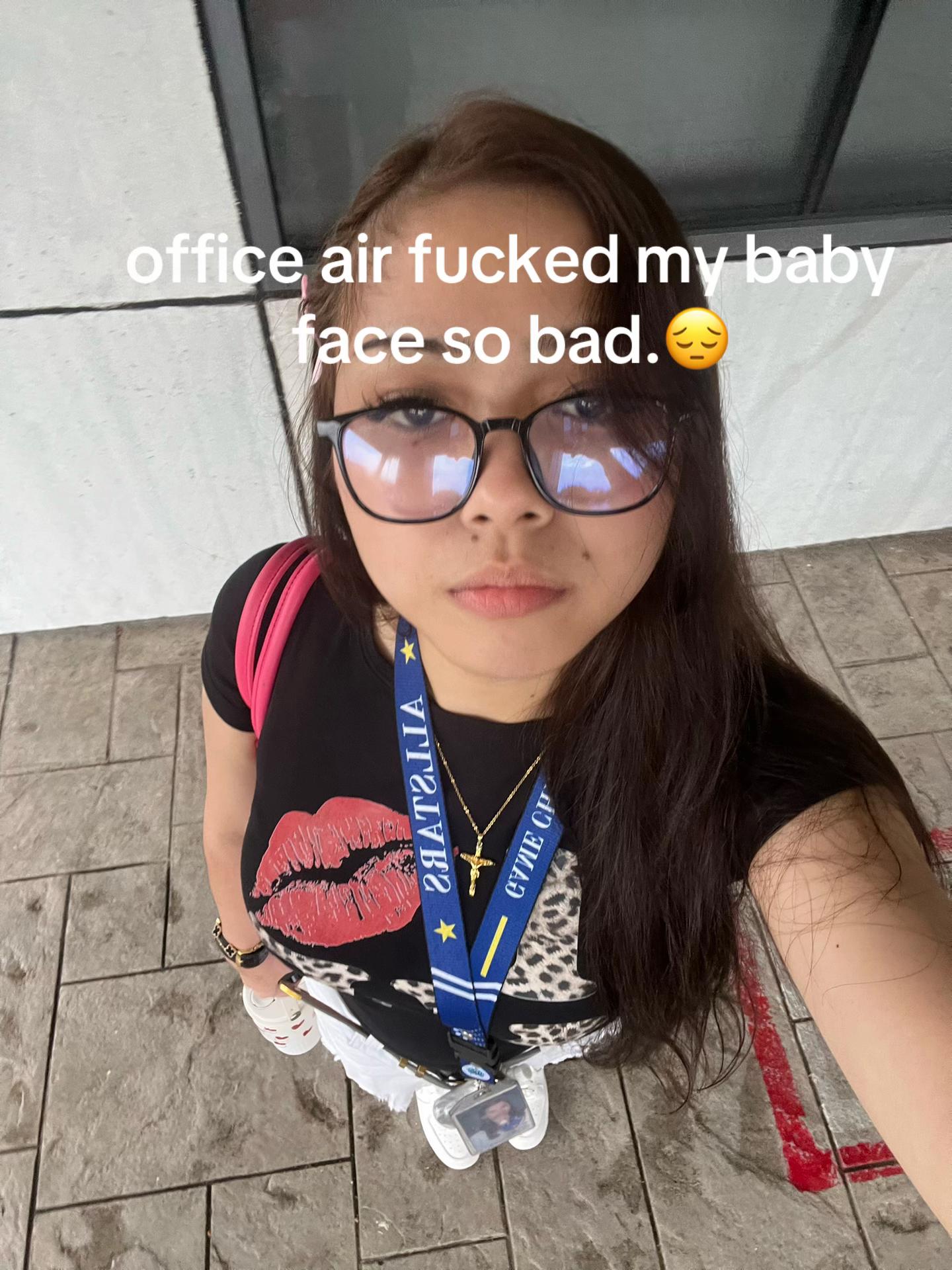 @hellah_bad